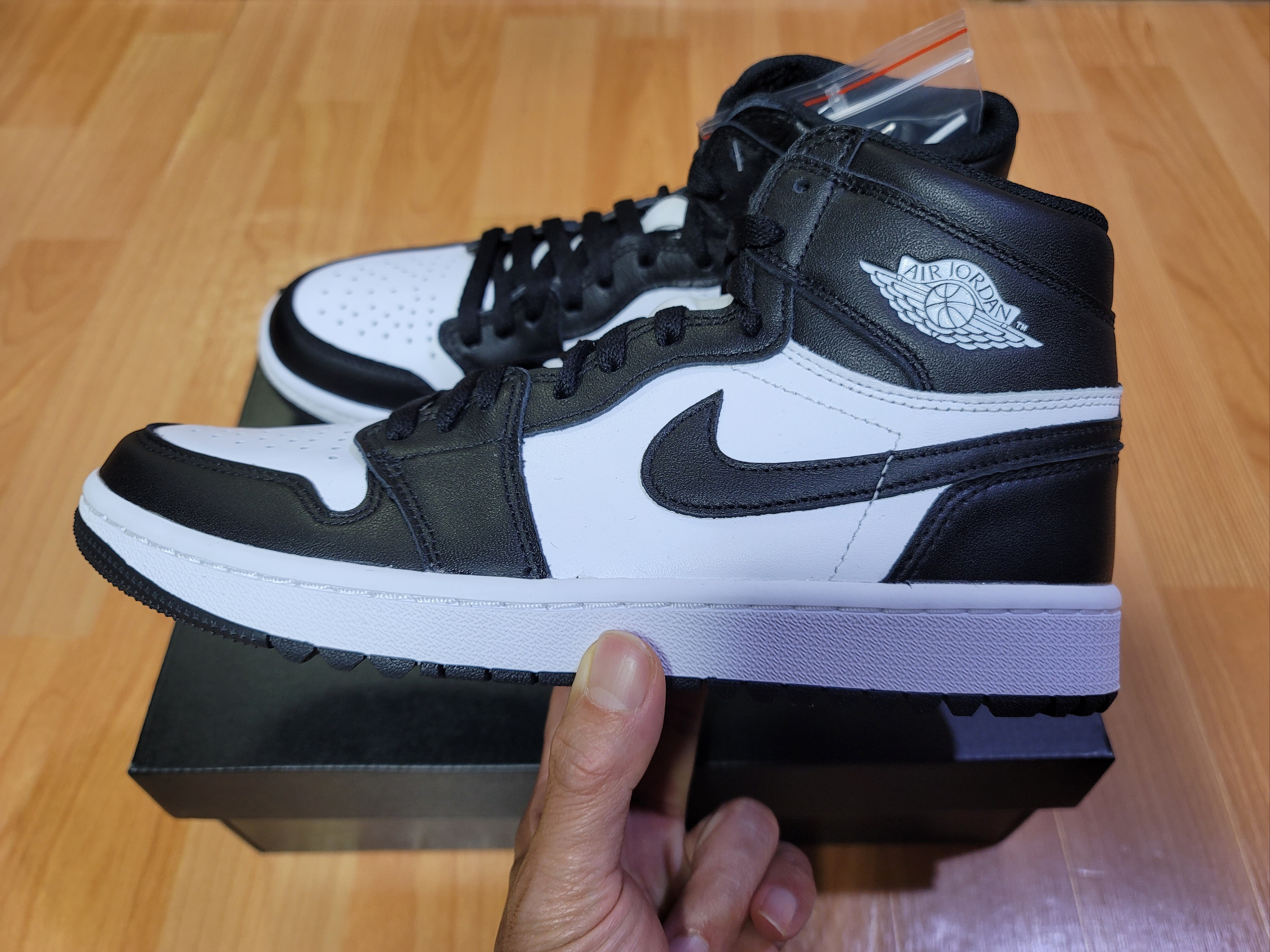 Jordan 1 High Golf White Black 착용 스타일 - 1