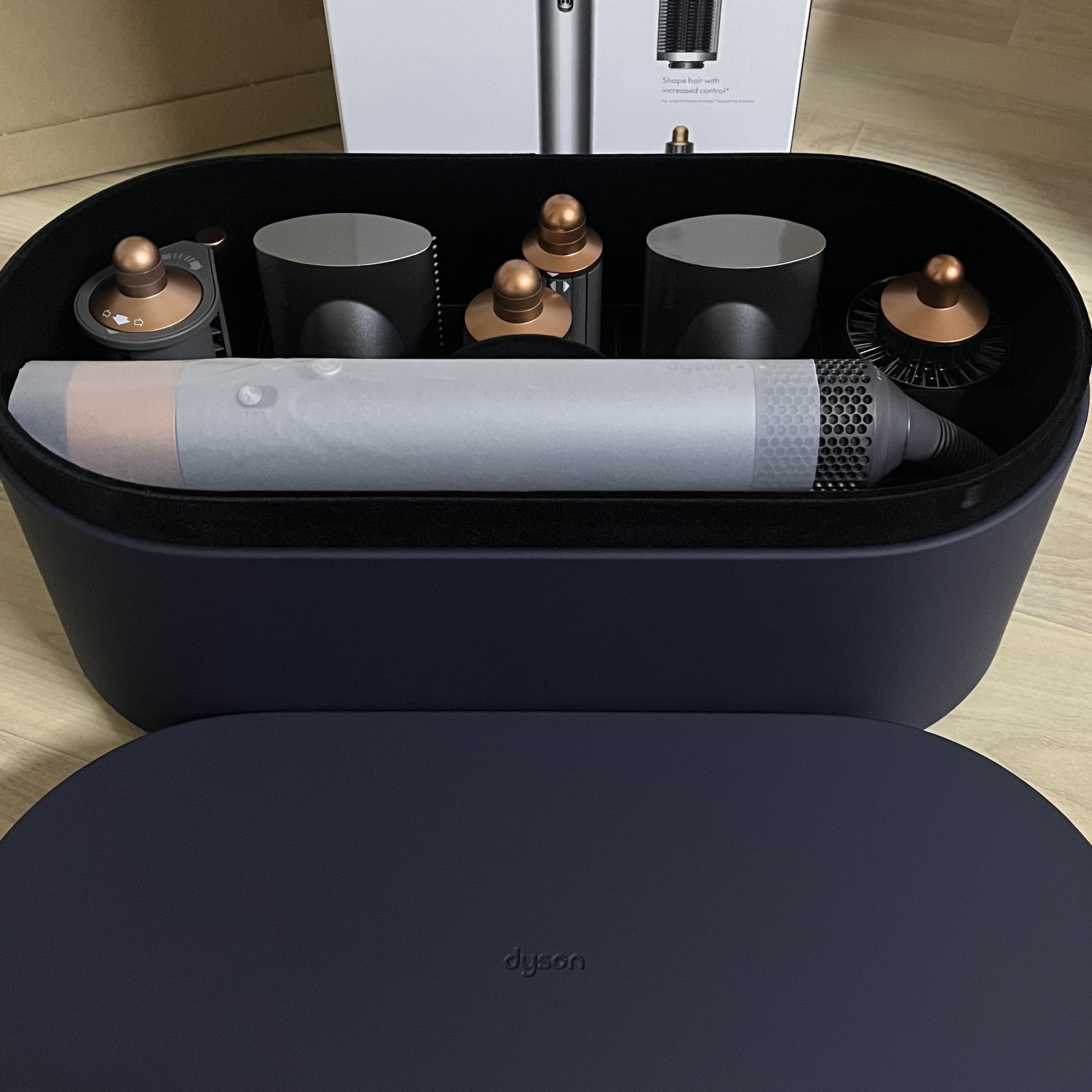 Dyson Airwrap Multi Styler Complete Nickel Copper (Korean Ver.) 착용 스타일