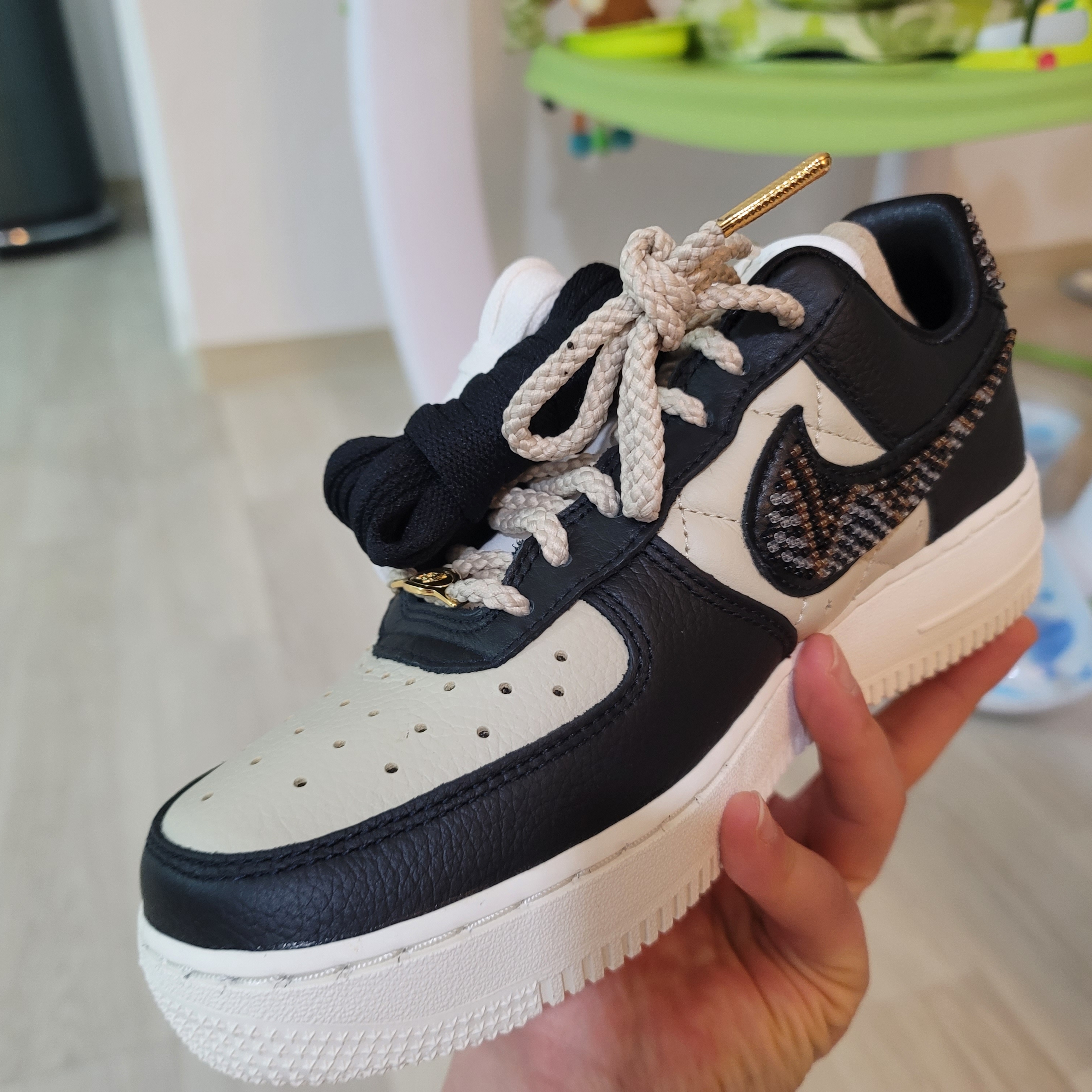 (W) Nike x Premium Goods Air Force 1 Low Black Sand 착용 스타일 - 1