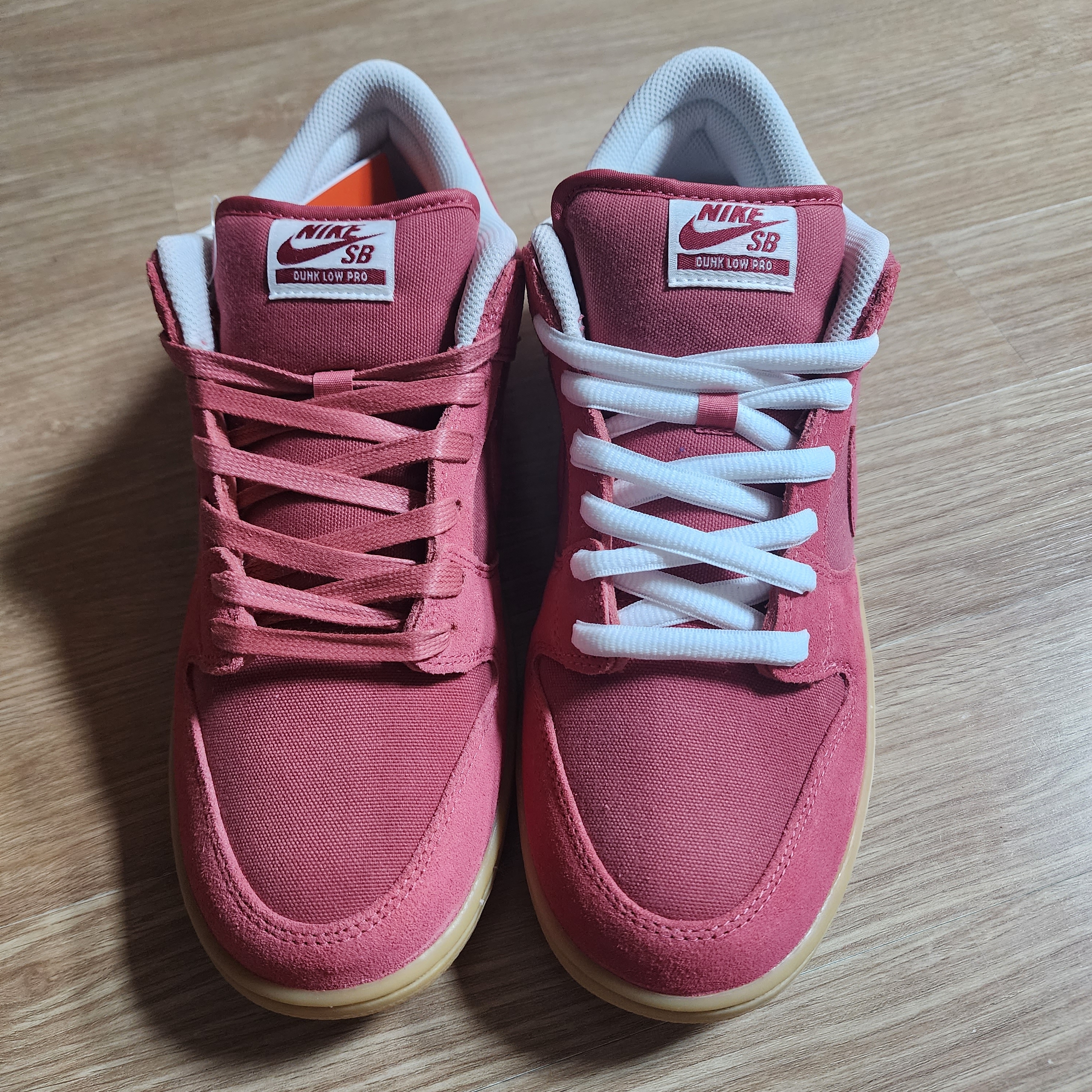 Nike SB Dunk Low Adobe 착용 스타일 - 2