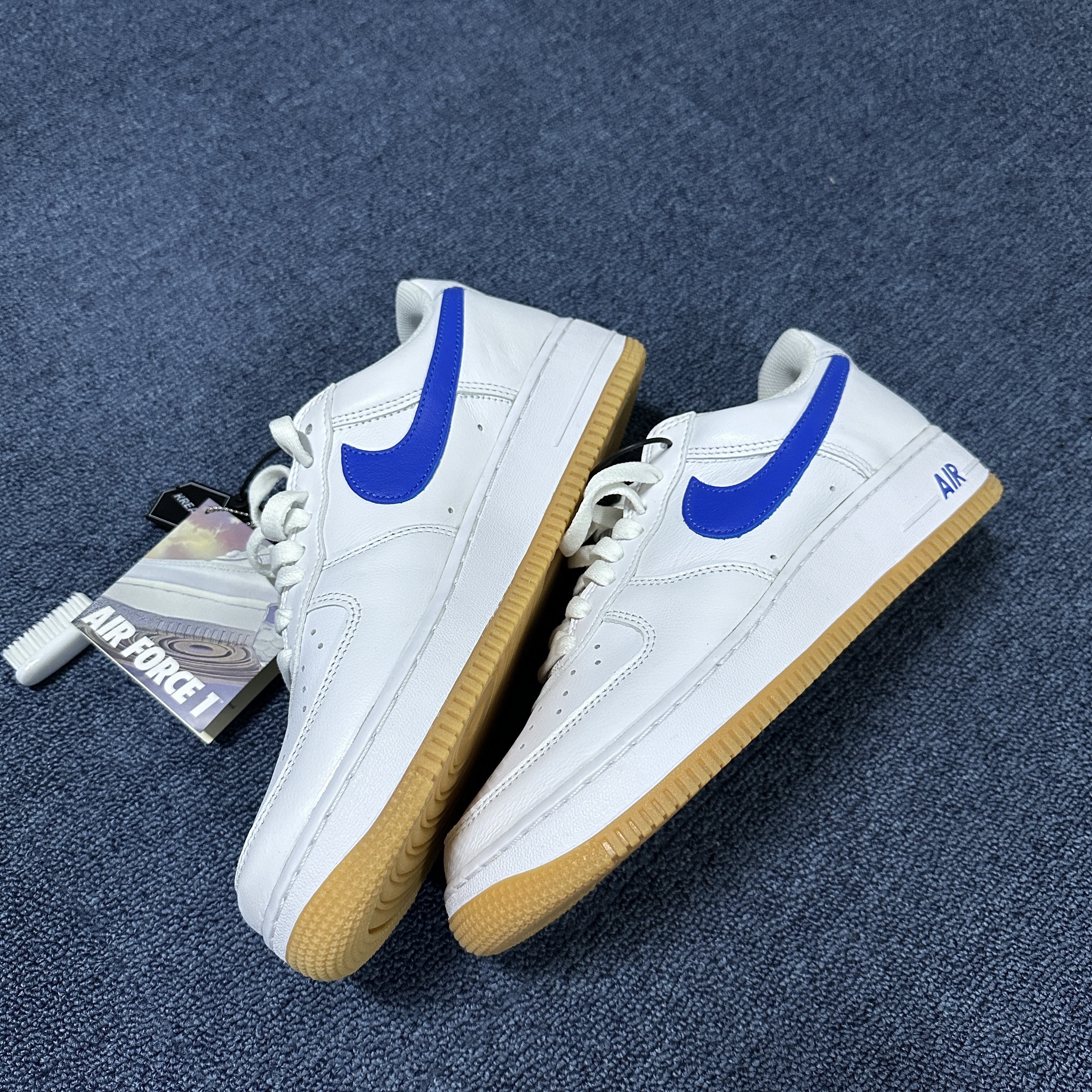 Nike Air Force 1 Low Retro Color of the Month Varsity Royal 착용 스타일 - 5