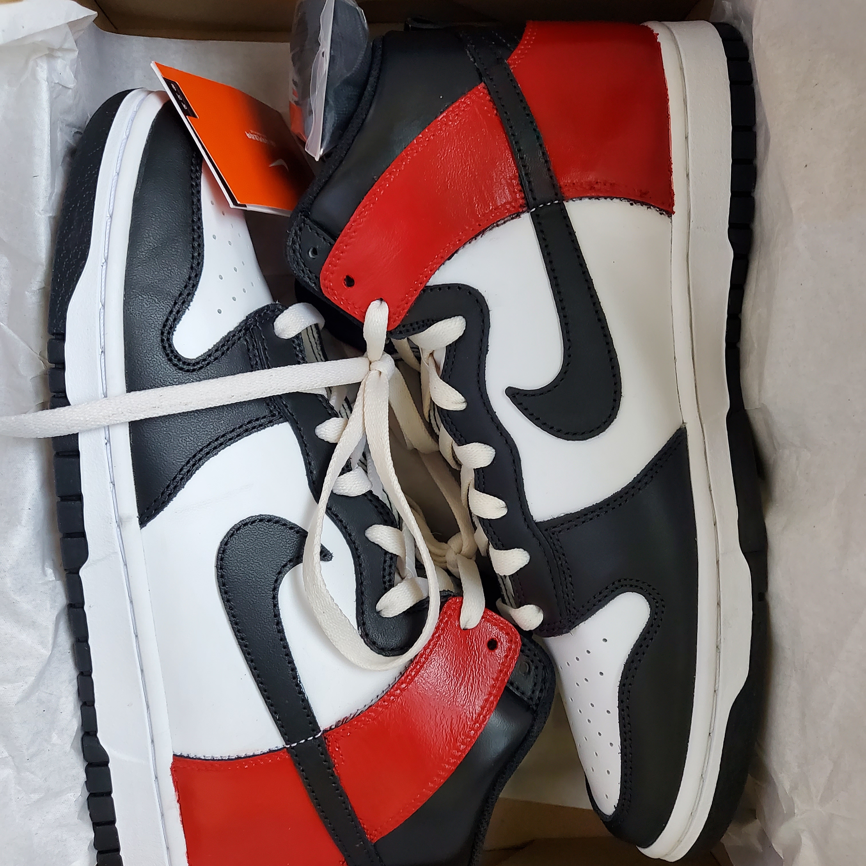Nike Dunk High Retro Championship White, Jordan 1 Retro High OG Black Toe 2016 착용 스타일 - 4