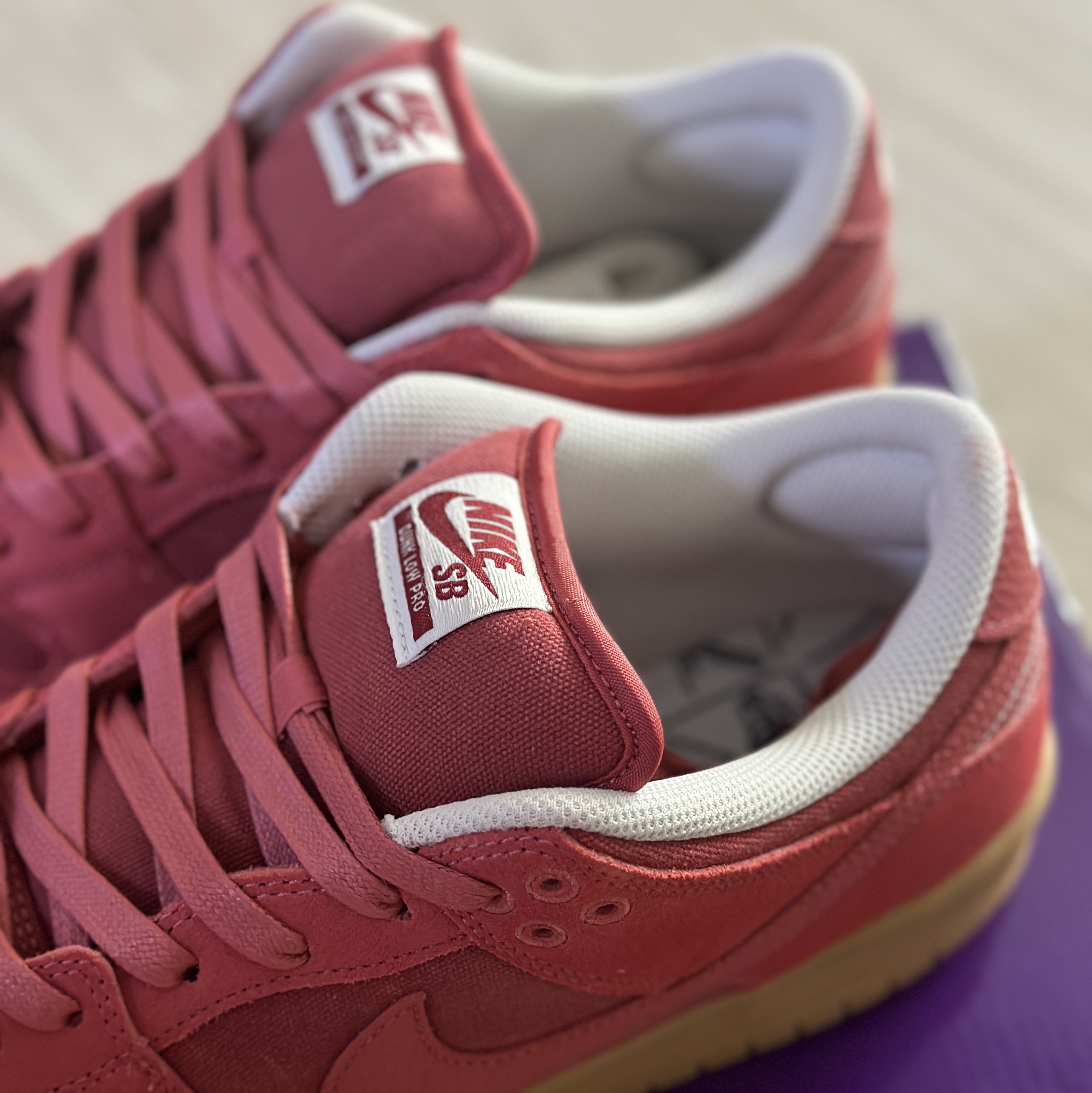 Nike SB Dunk Low Adobe 착용 스타일 - 1