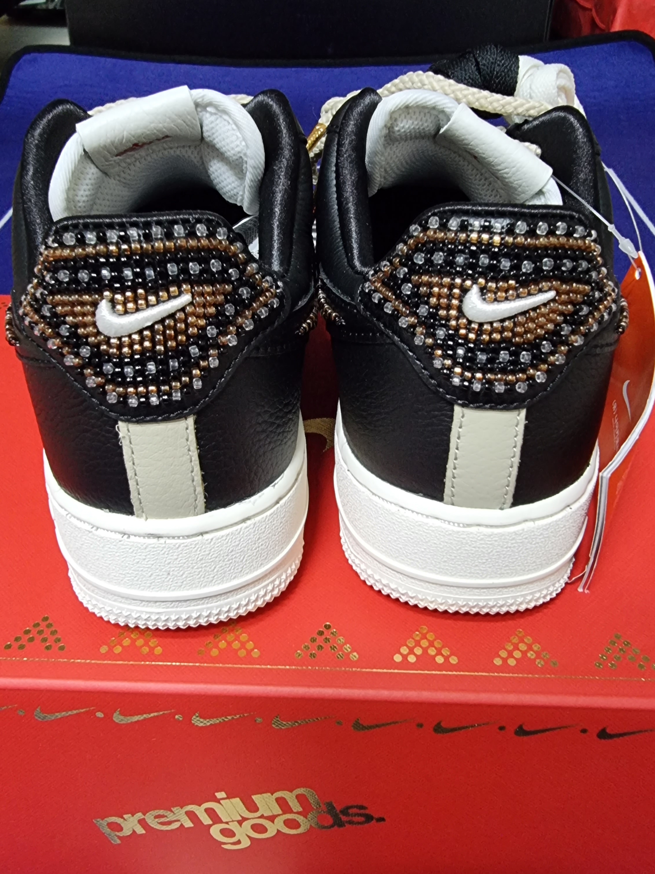 (W) Nike x Premium Goods Air Force 1 Low Black Sand 착용 스타일 - 3