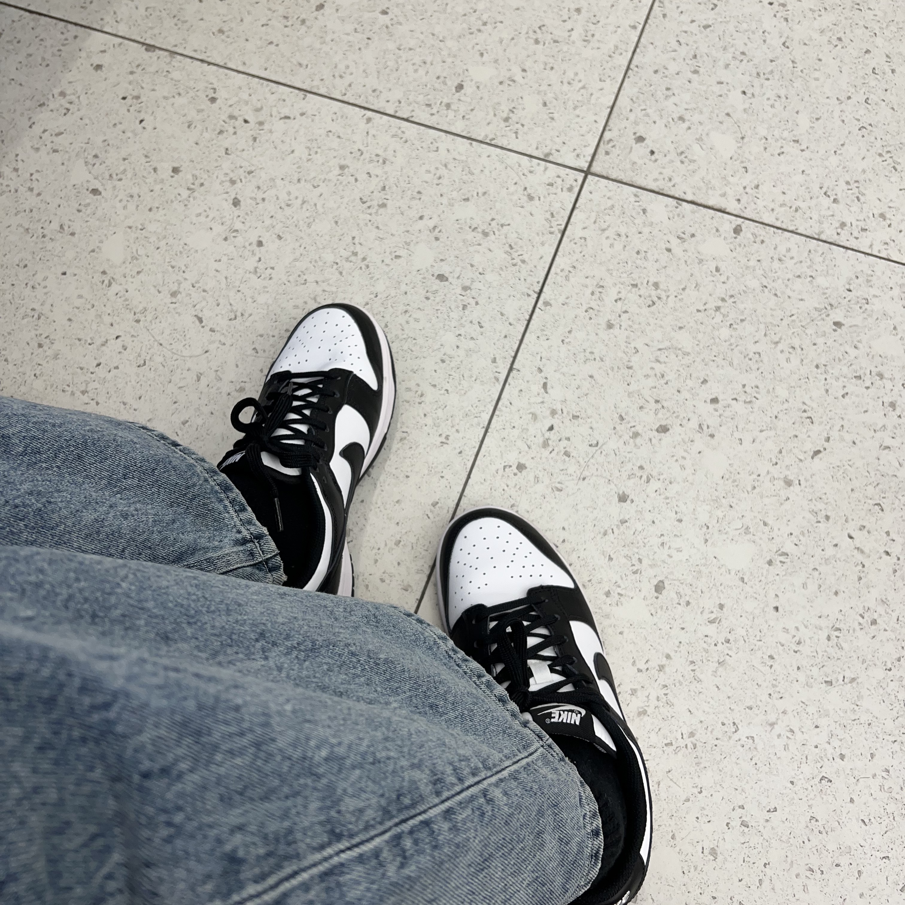 (W) Nike Dunk Low Black 착용 스타일