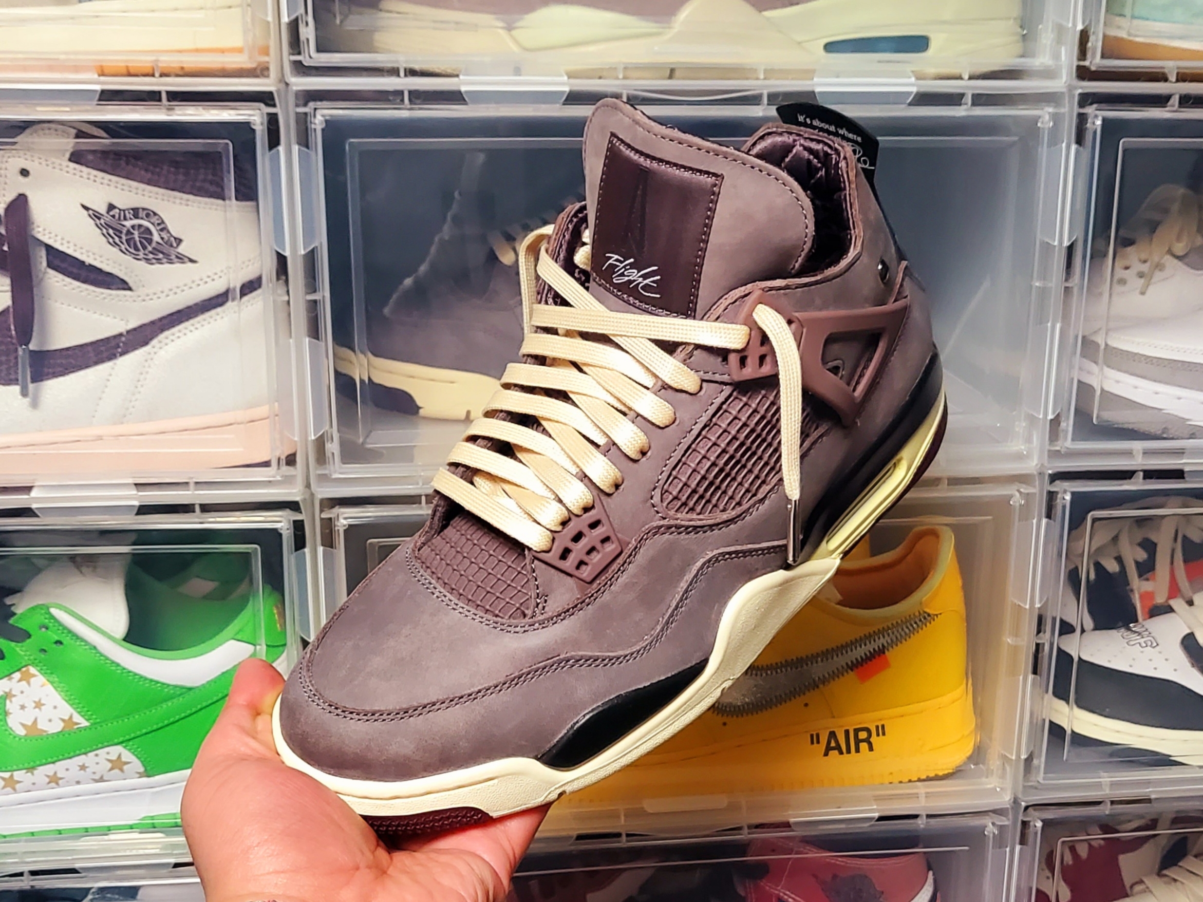Jordan 4 x A Ma Maniere Retro Violet Ore, Jordan 1 x A Ma Maniere Retro High OG SP Sail and Burgundy 착용 스타일 - 1