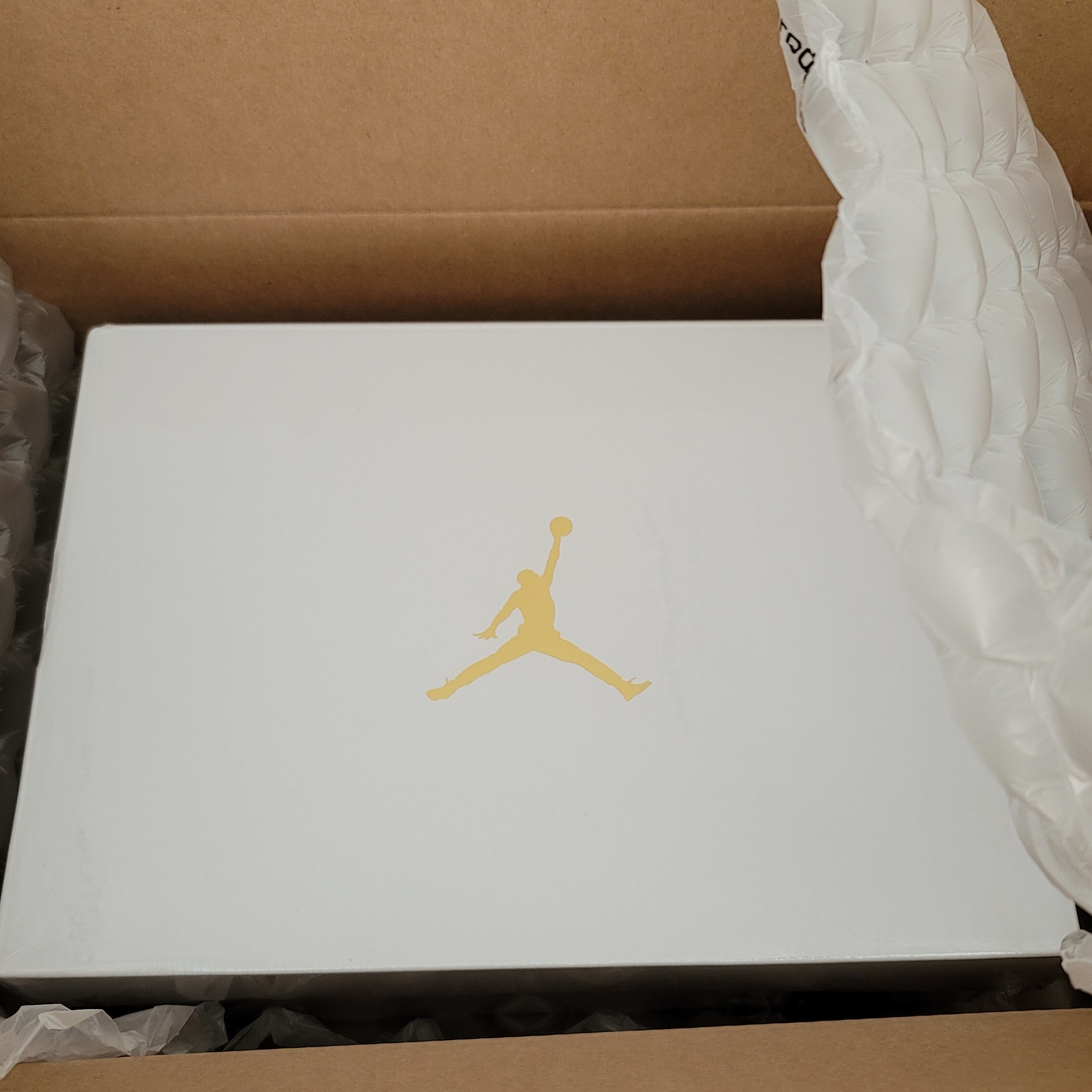 (W) Jordan 1 Mid White Hyper Royal 착용 스타일 - 3