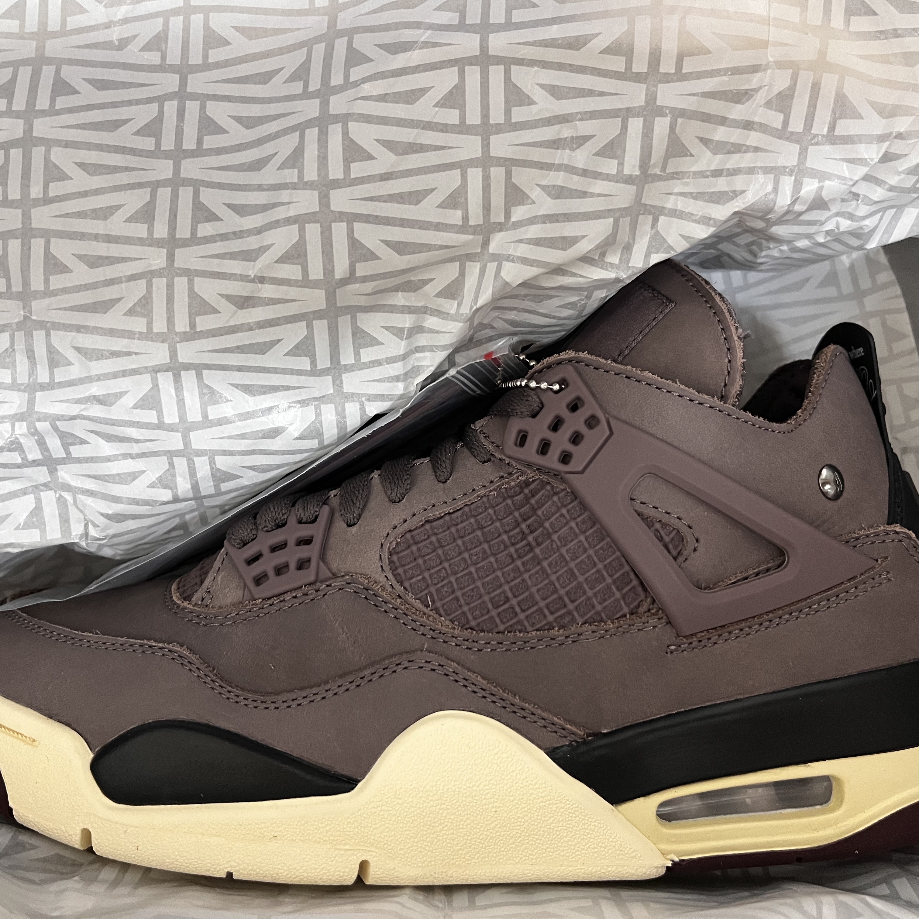Jordan 4 x A Ma Maniere Retro Violet Ore 착용 스타일 - 2