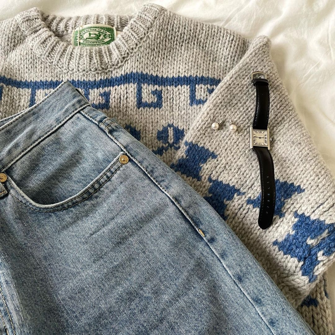 [KREAM 단독] STU Women Nordic Jacquard Sweater Grey 착용 스타일