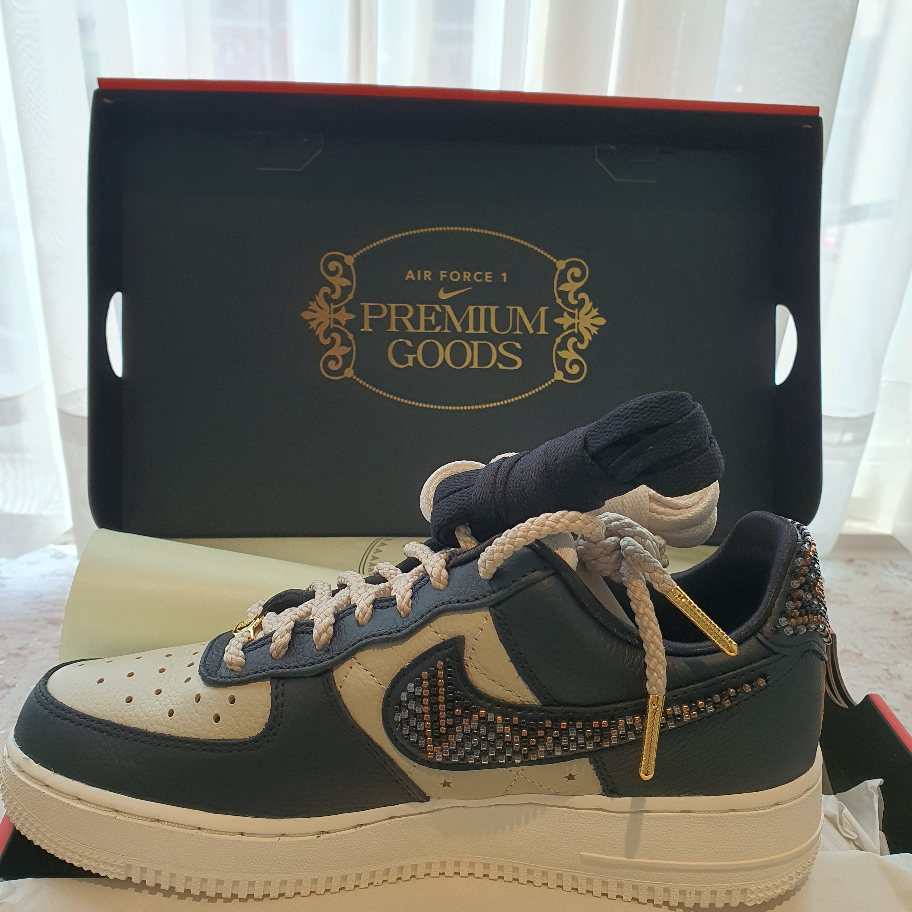 (W) Nike x Premium Goods Air Force 1 Low Black Sand 착용 스타일 - 2