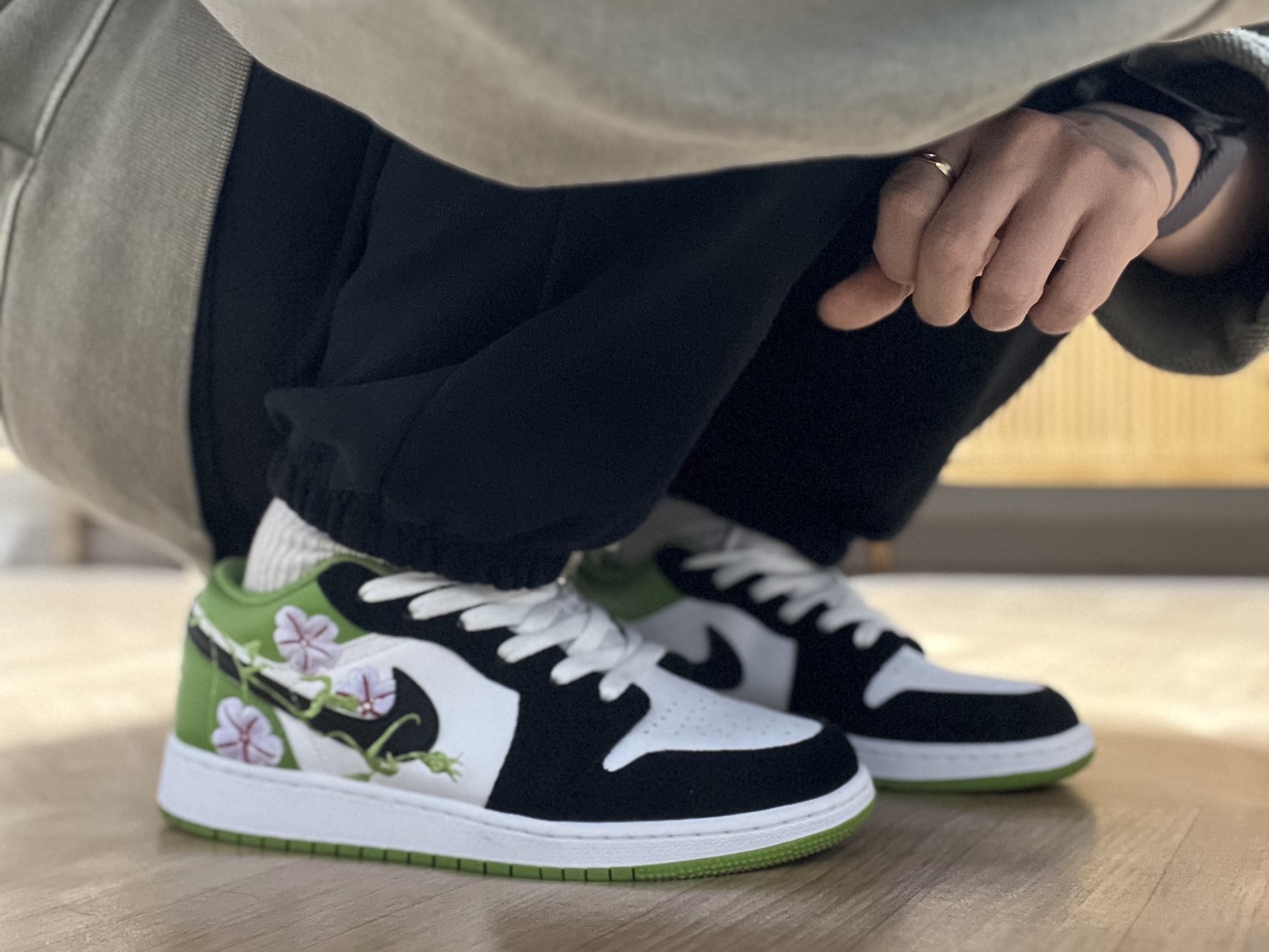 (GS) Jordan 1 Low SE Altitude Green 착용 스타일 - 3