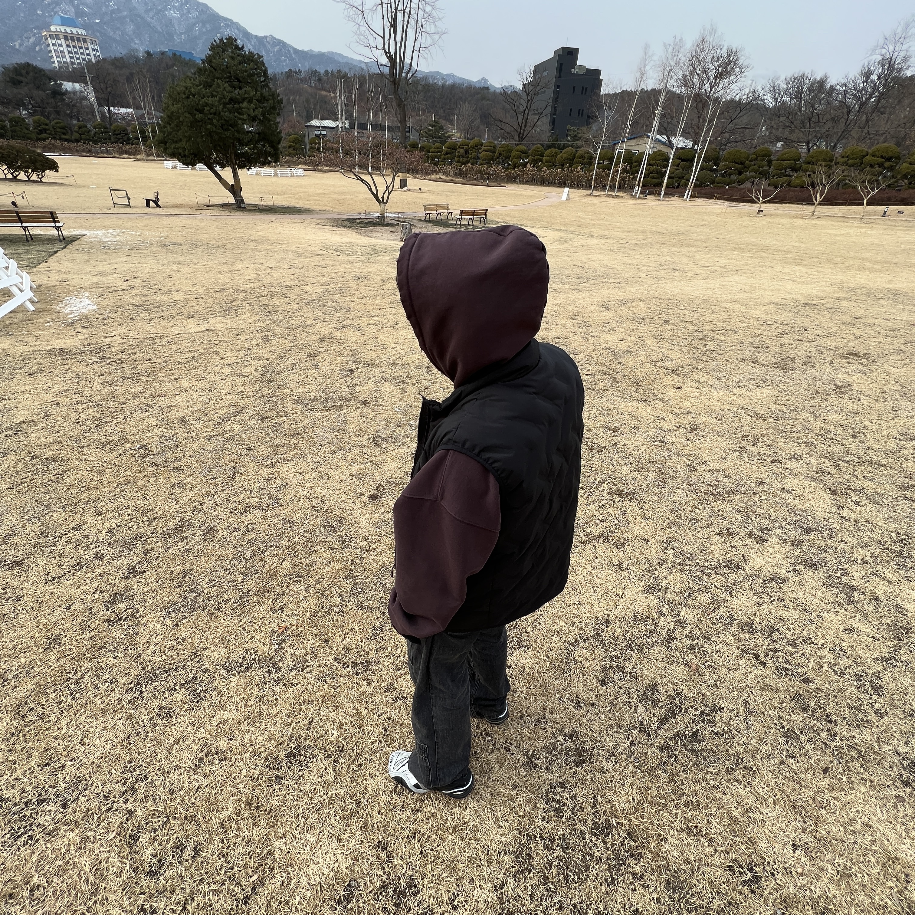 Undermycar Perdition Oglavaeil Hoodie Ox Blood - 22FW, Balenciaga Tyrex Sneakers Black Grey 착용 스타일 - 5