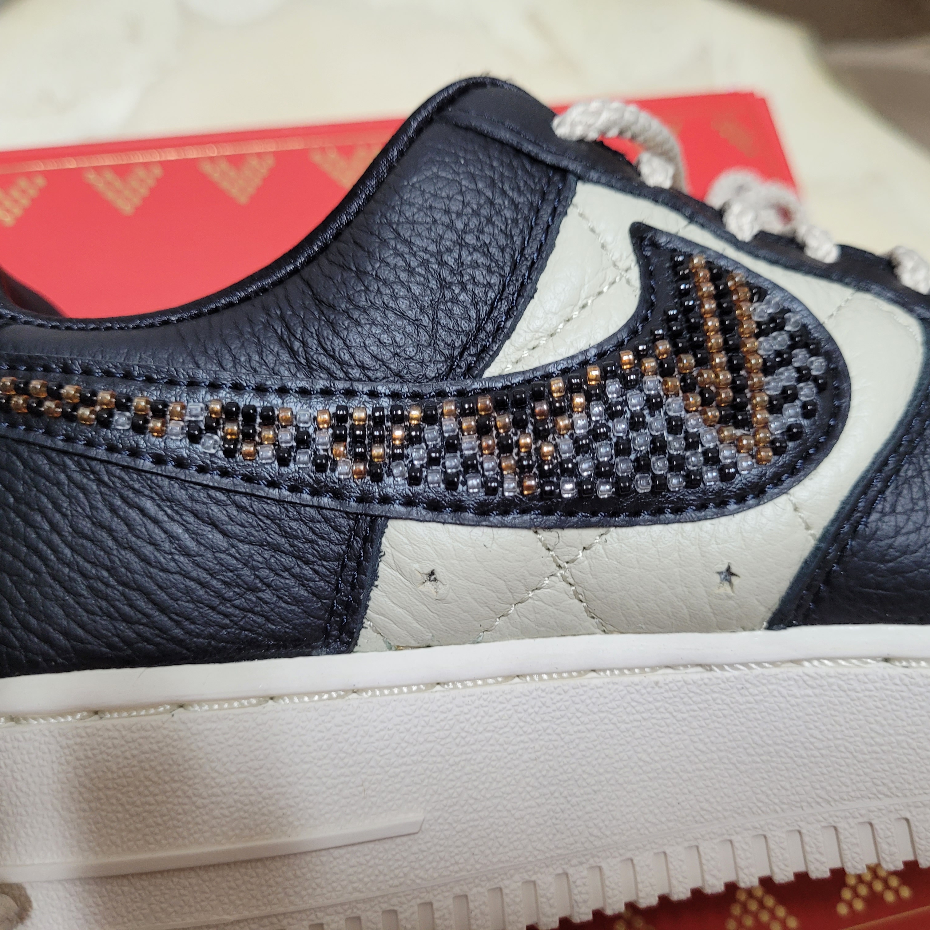 (W) Nike x Premium Goods Air Force 1 Low Black Sand 착용 스타일 - 4