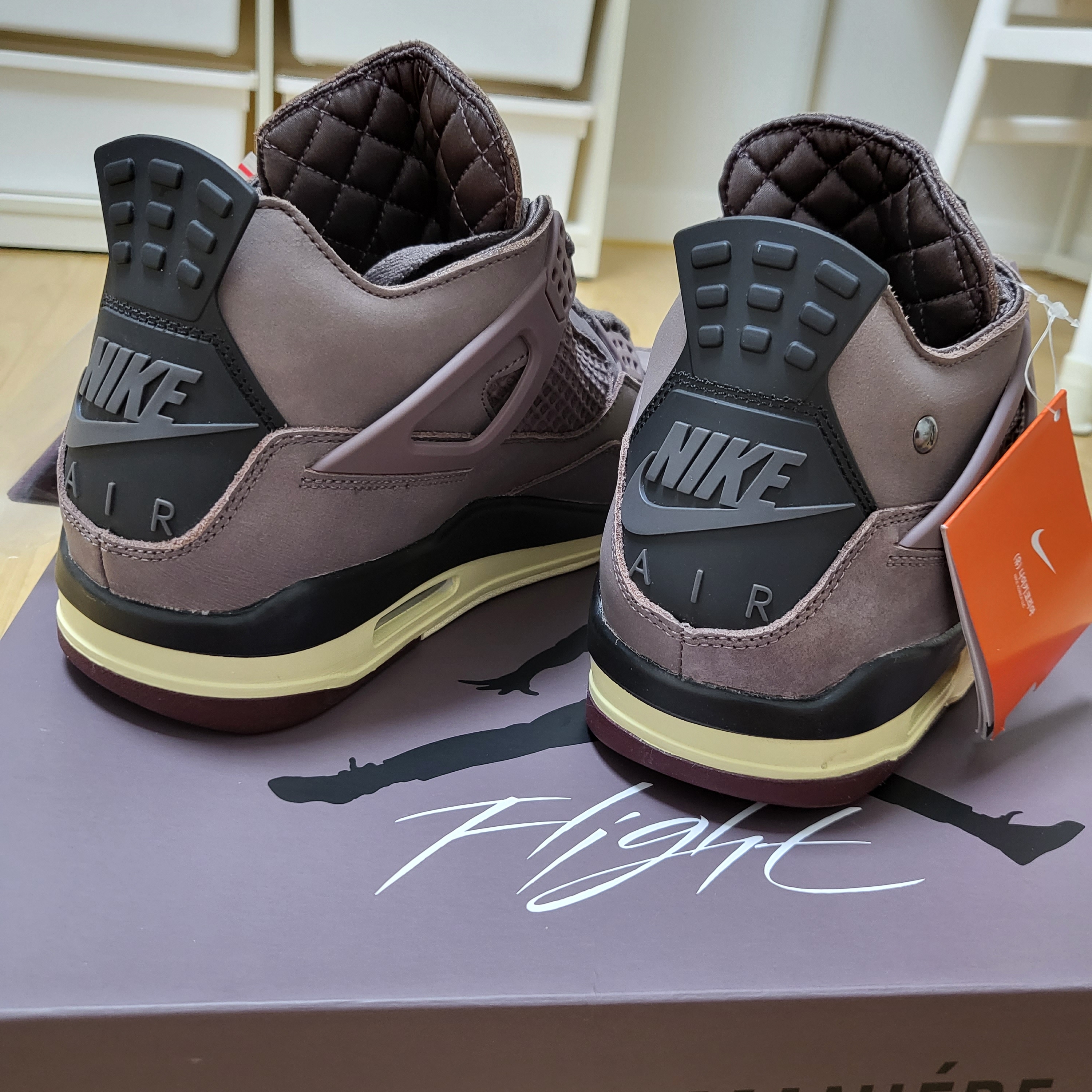 Jordan 4 x A Ma Maniere Retro Violet Ore 착용 스타일