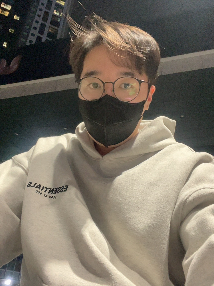 KREAM 프로필 이미지