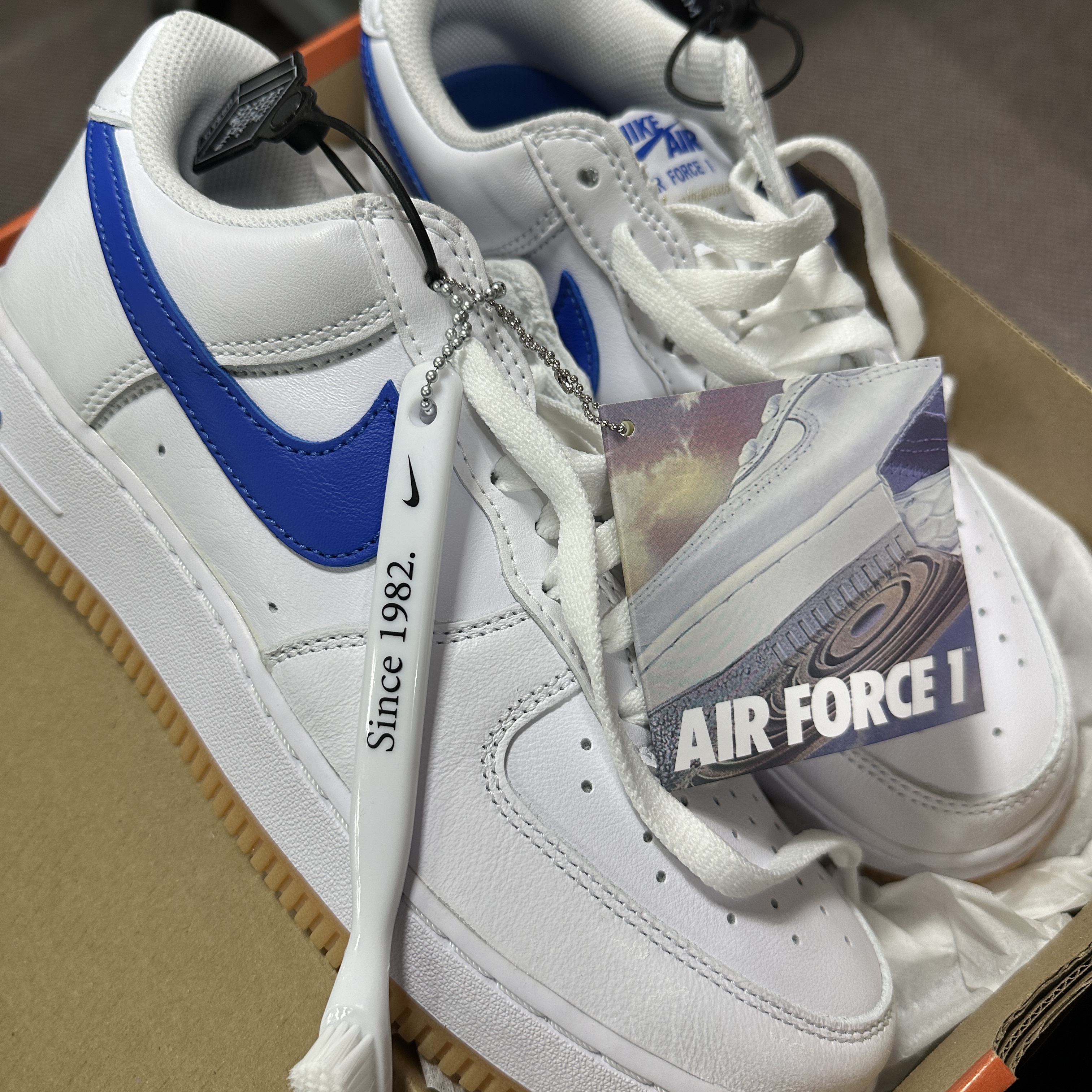 Nike Air Force 1 Low Retro Color of the Month Varsity Royal 착용 스타일 - 2