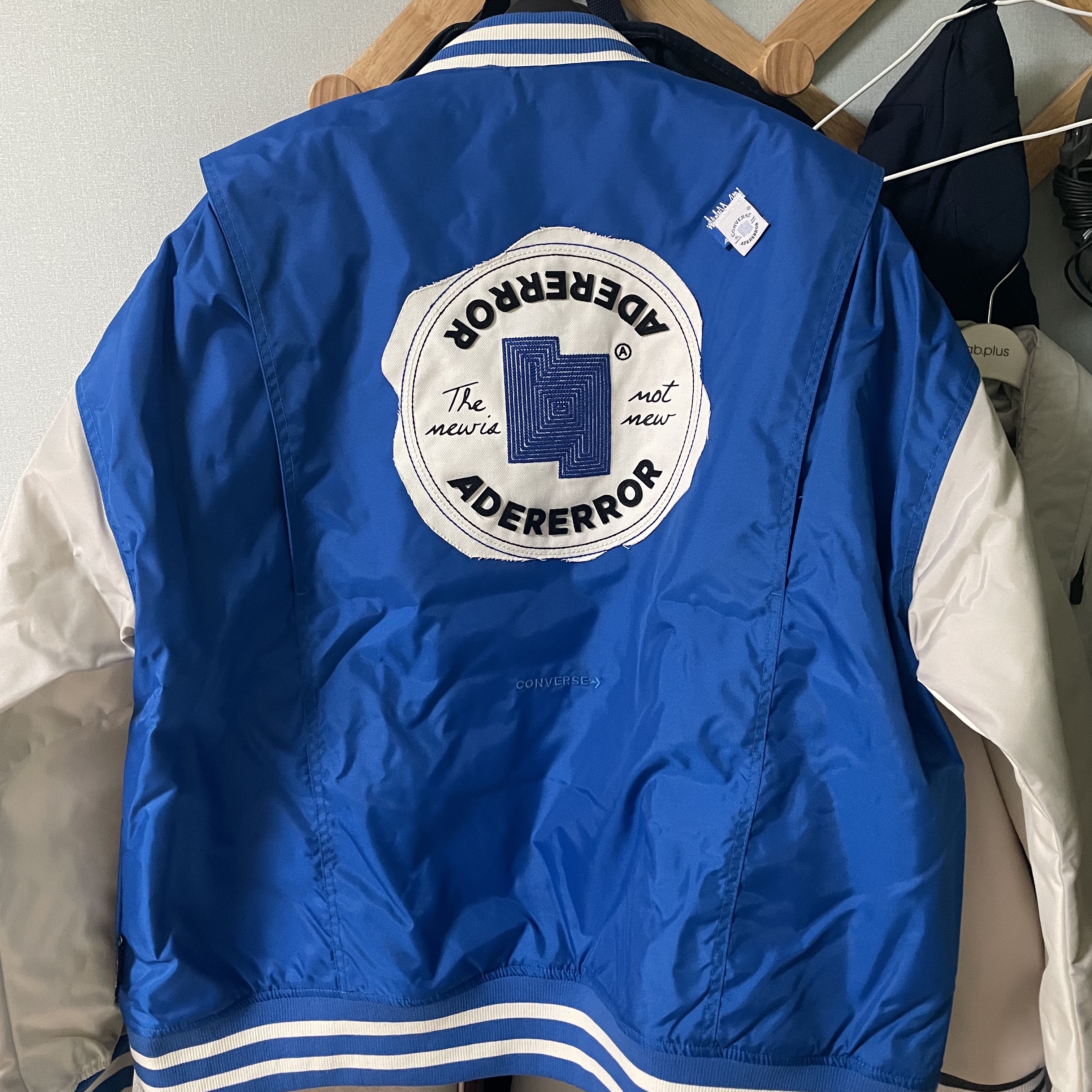 Converse x Ader Error Shapes Varsity Jacket Cobalt 착용 스타일