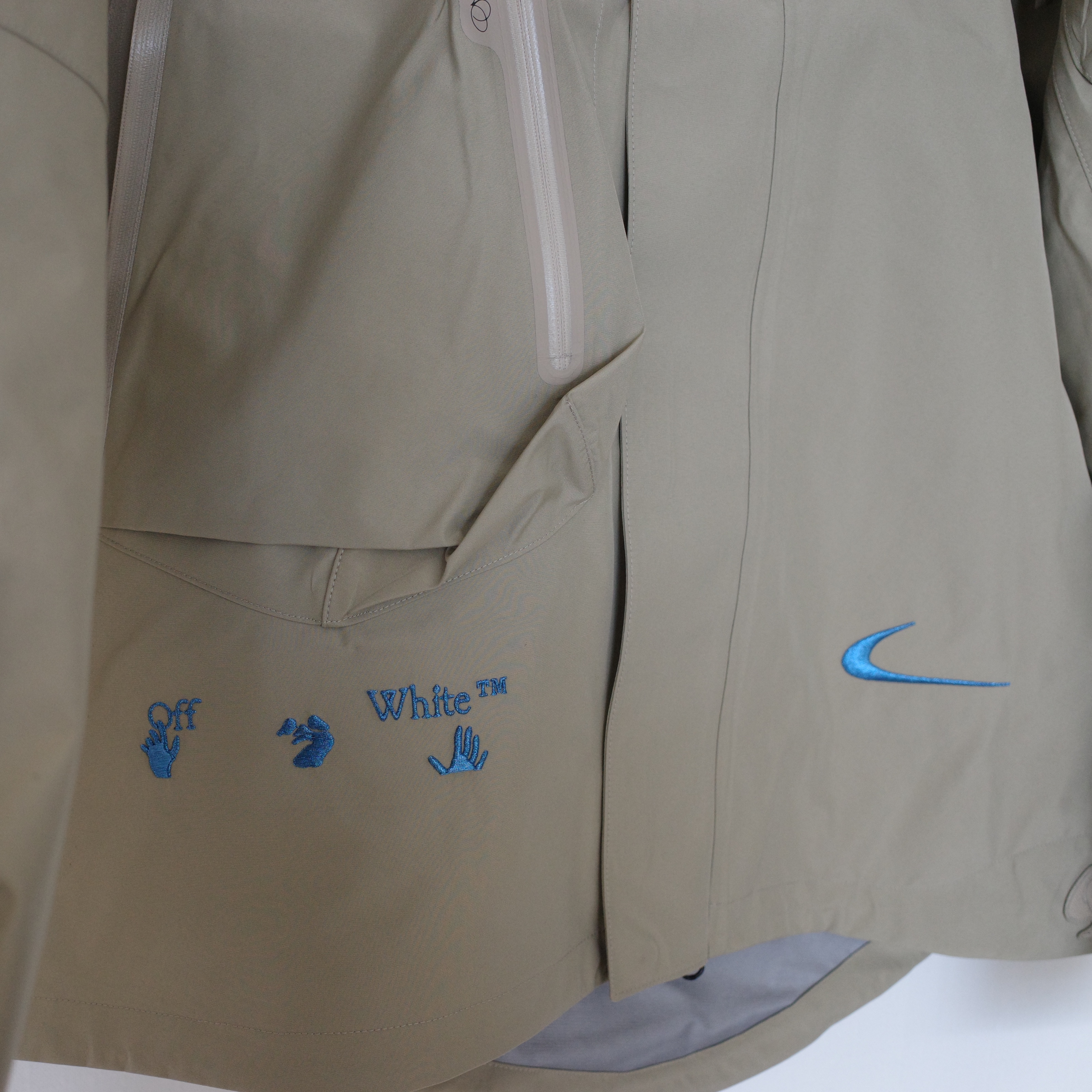 Nike x Off-White NRG Gore-Tex Jacket Khaki - Asia 착용 스타일 - 2