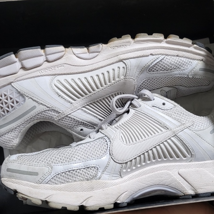 Nike Zoom Vomero 5 SP Vast Grey 2019 착용 스타일
