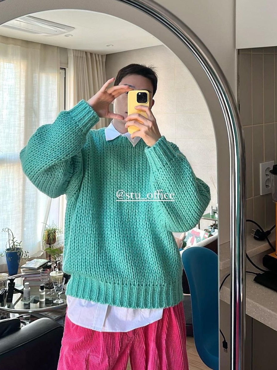 [KREAM 단독] STU Cable Sweater Mint 착용 스타일