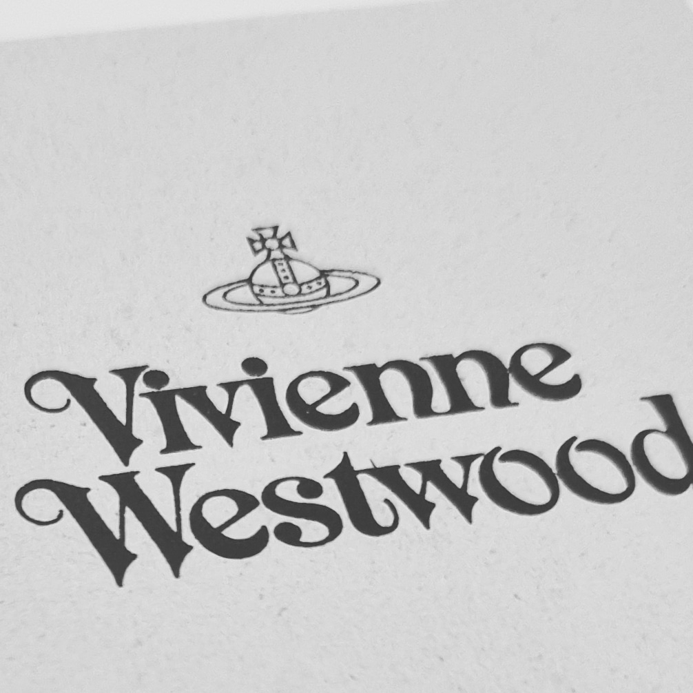 Vivienne Westwood Mayfair Bas Relief Pendant Silver 착용 스타일