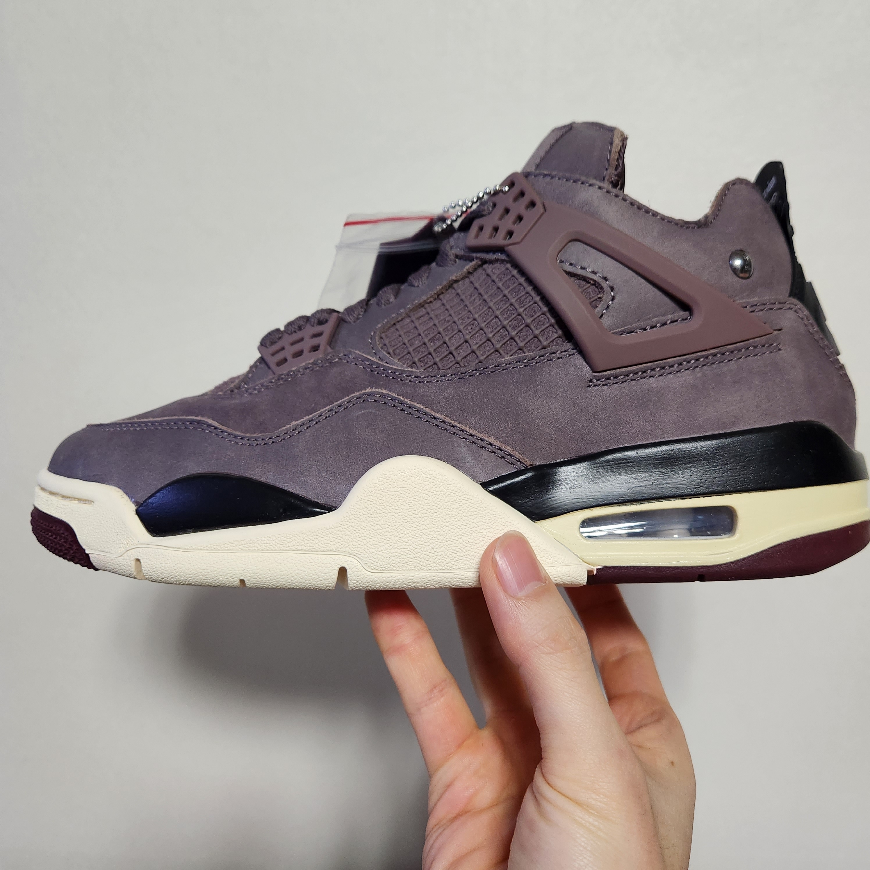 Jordan 4 x A Ma Maniere Retro Violet Ore 착용 스타일 - 2