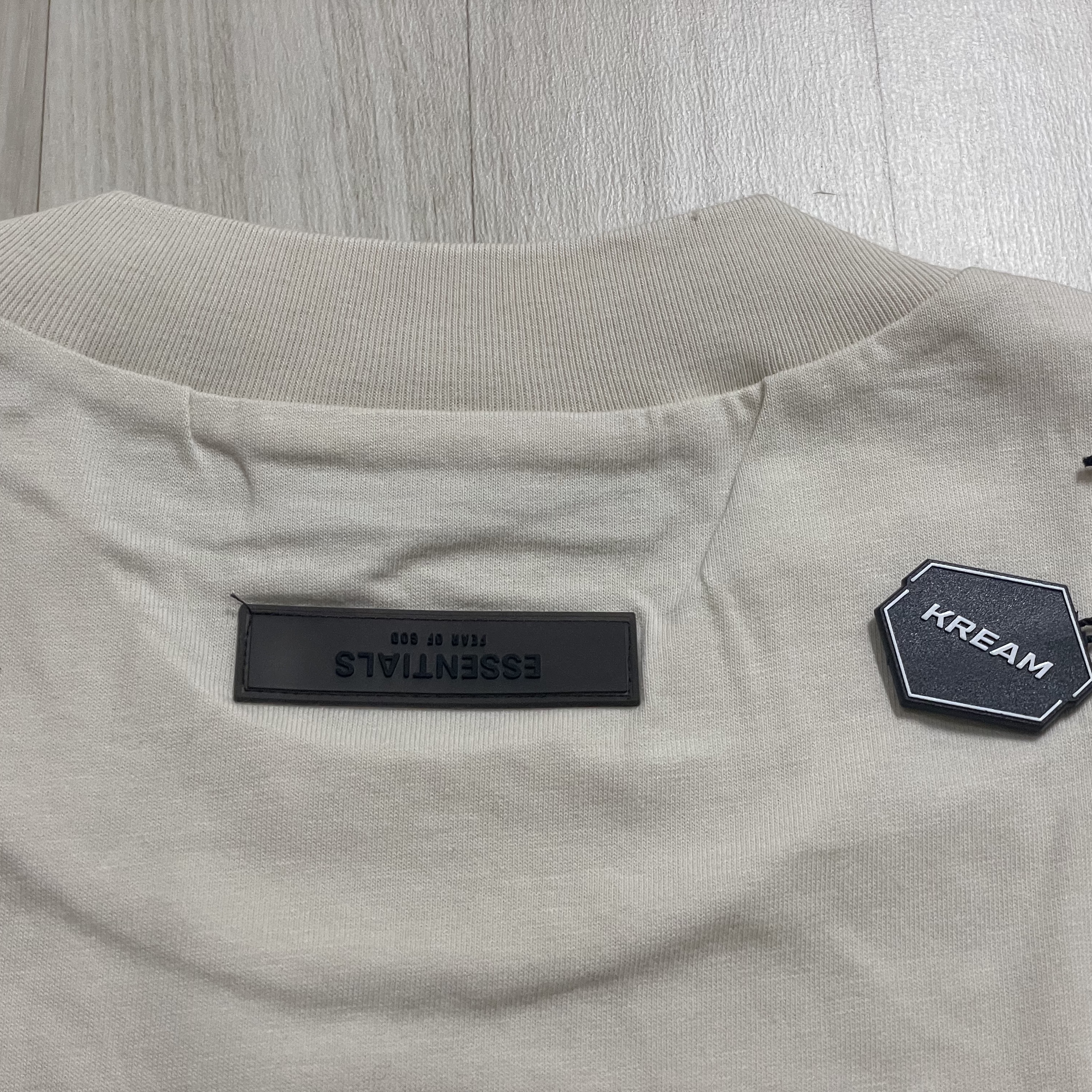 Essentials Short Sleeve T-Shirt Egg Shell - 22FW 착용 스타일