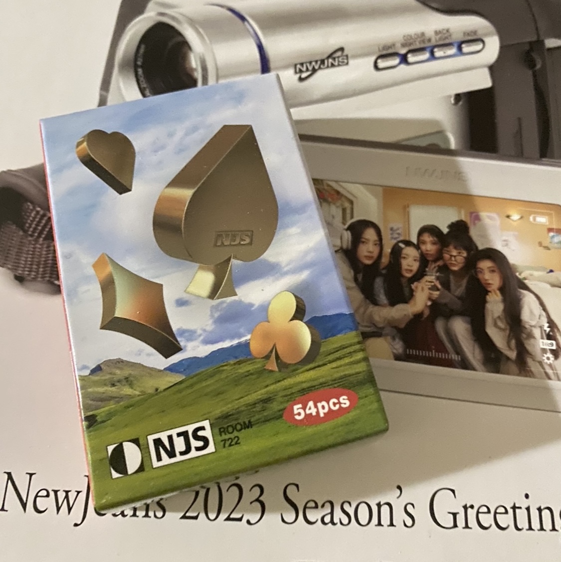 NewJeans Welcome to Room 722 Season’s Greetings 2023 착용 스타일 - 5
