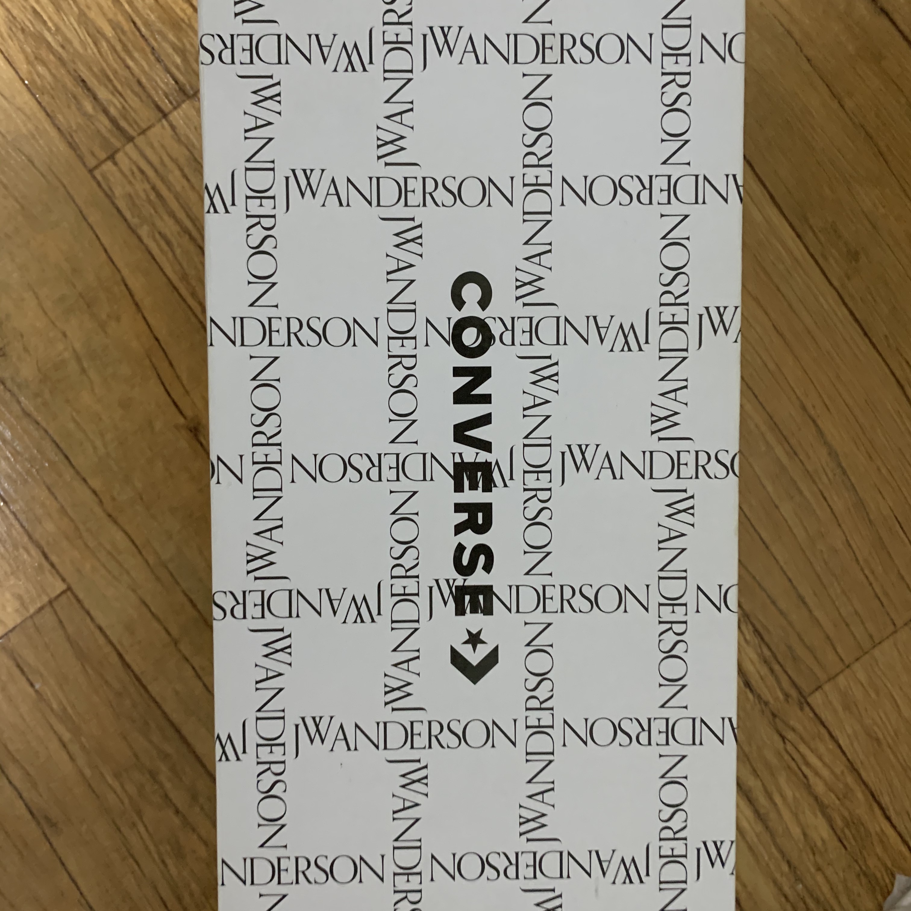 Converse x JW Anderson Chuck 70 Hi Grid White 착용 스타일 - 2
