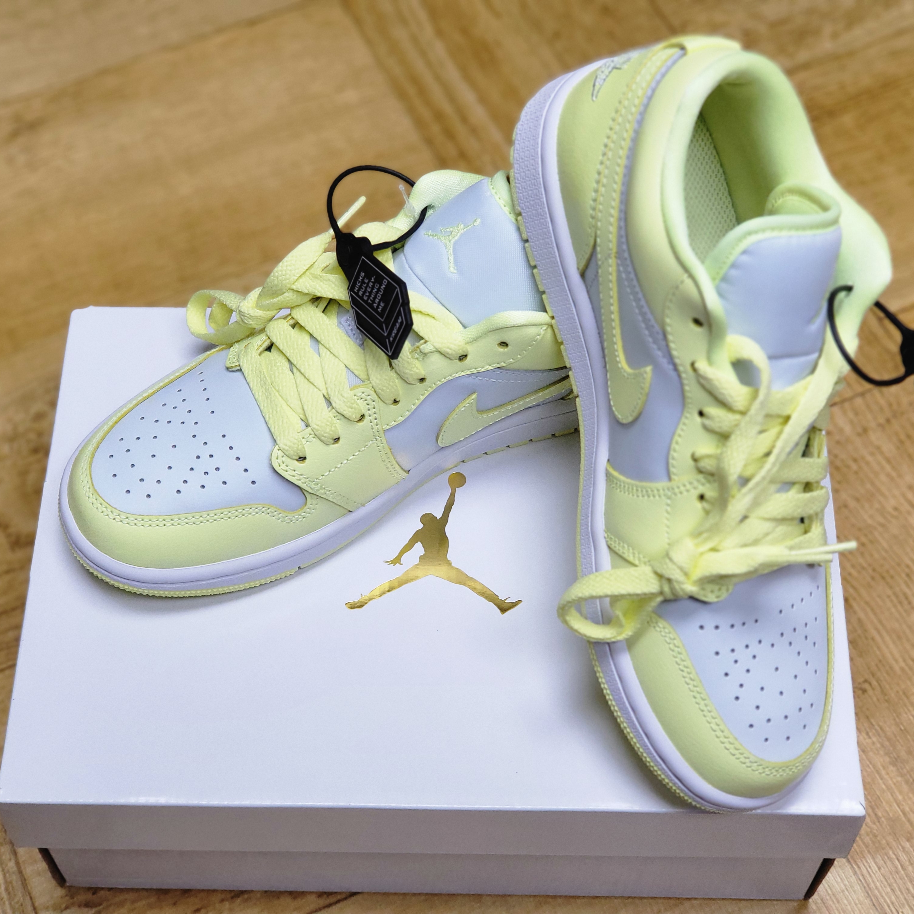 (W) Jordan 1 Low Citron Tint 착용 스타일