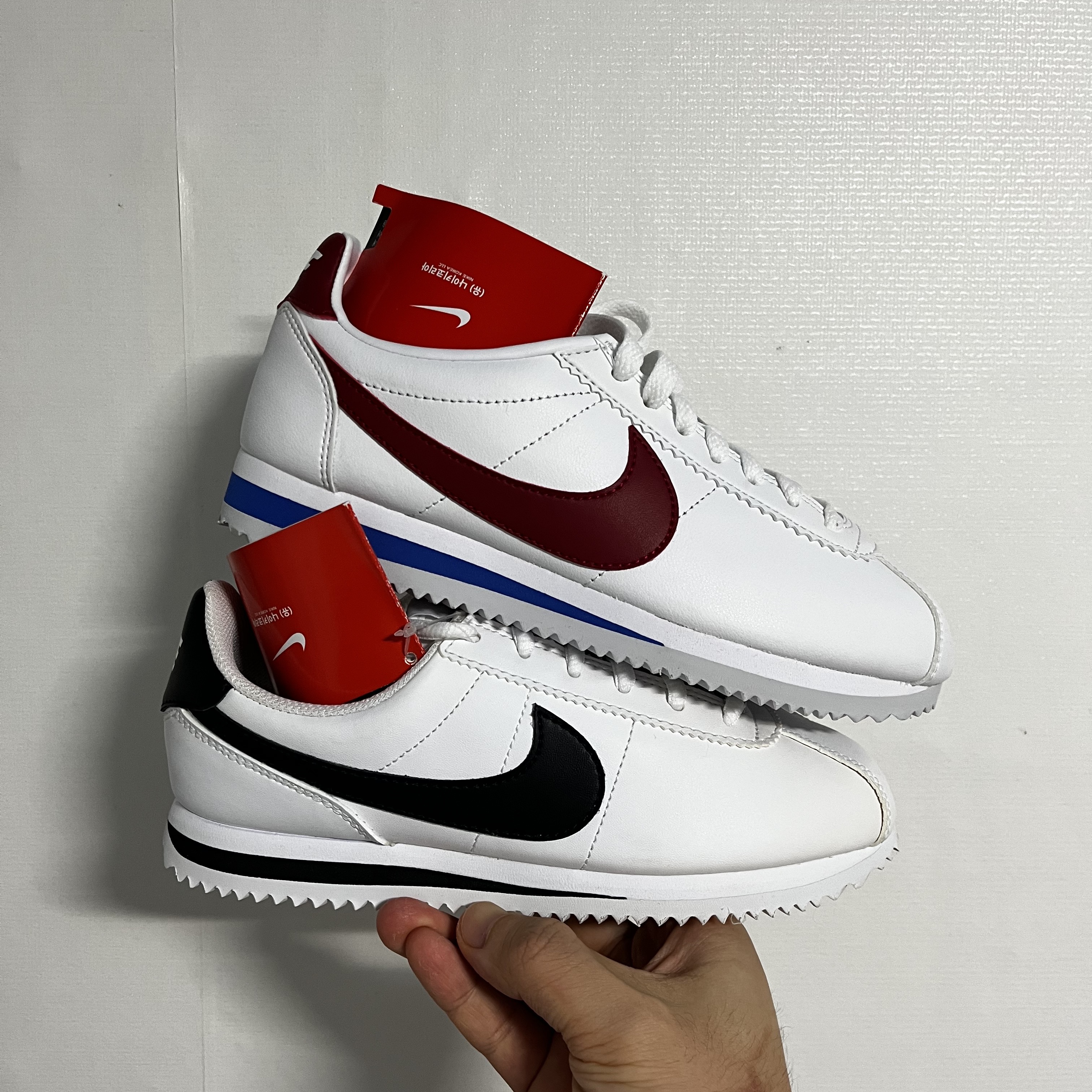 (W) Nike Classic Cortez Leather Forrest Gump 2017, (GS) Nike Cortez Basic SL White Black 착용 스타일