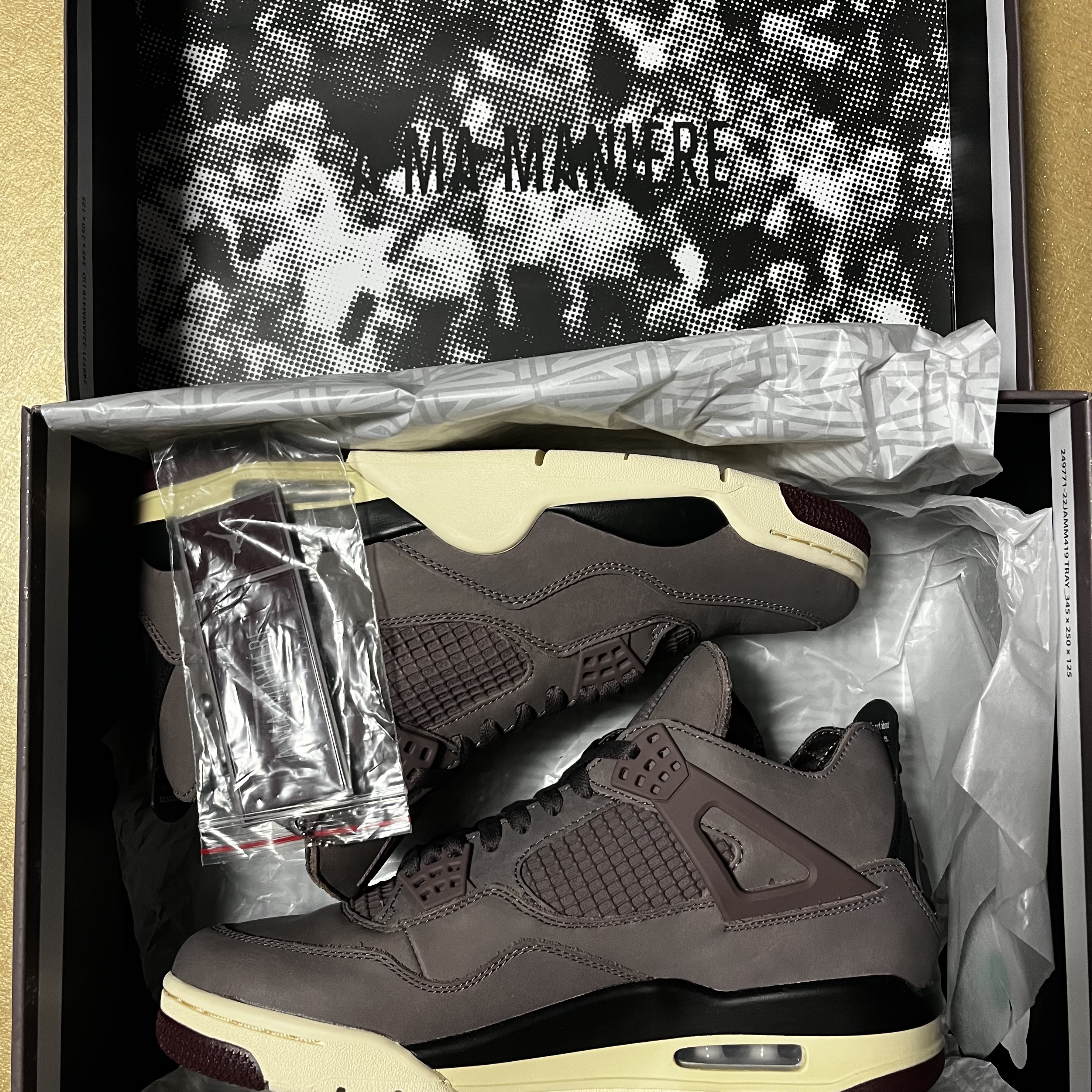 Jordan 4 x A Ma Maniere Retro Violet Ore 착용 스타일 - 2