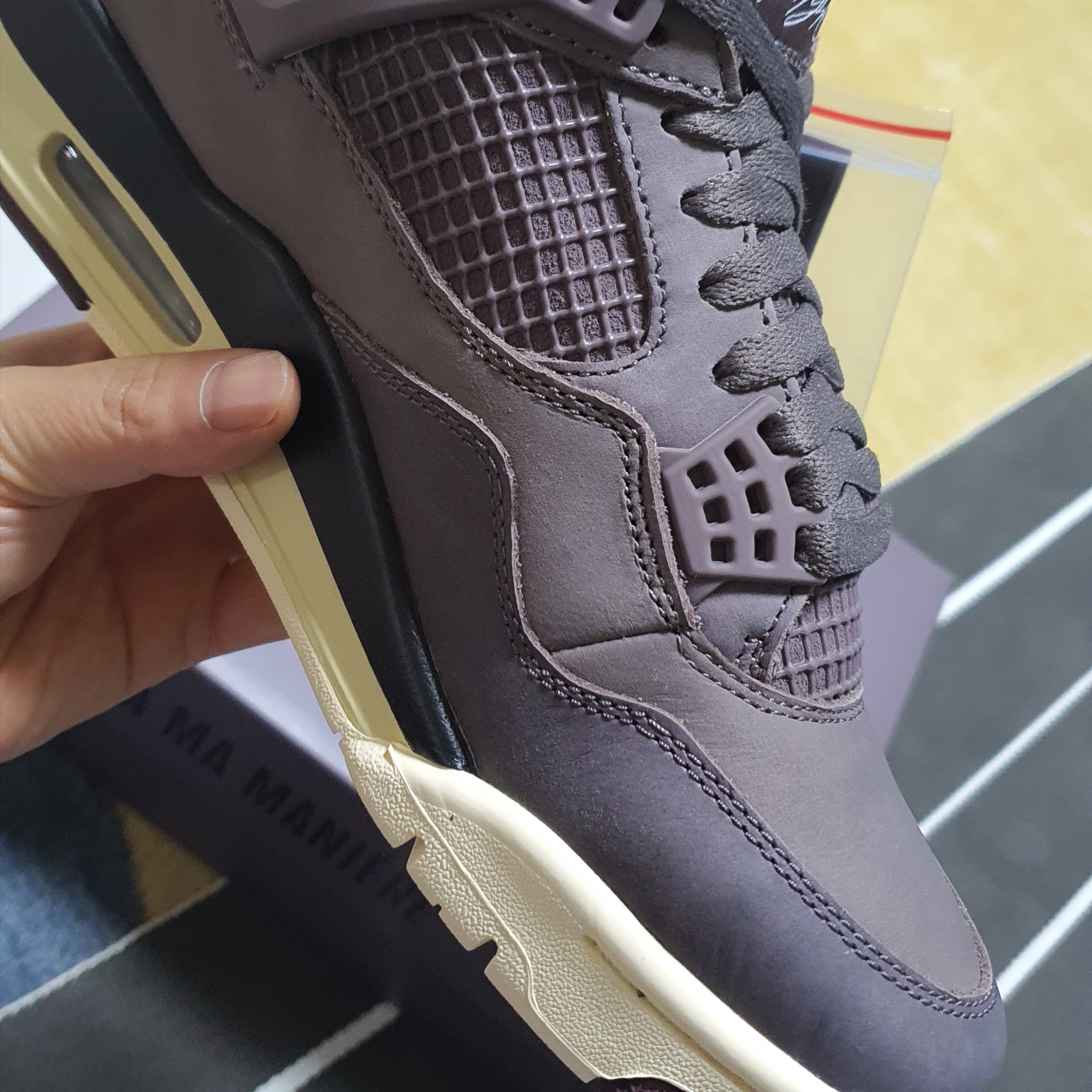 Jordan 4 x A Ma Maniere Retro Violet Ore 착용 스타일 - 3