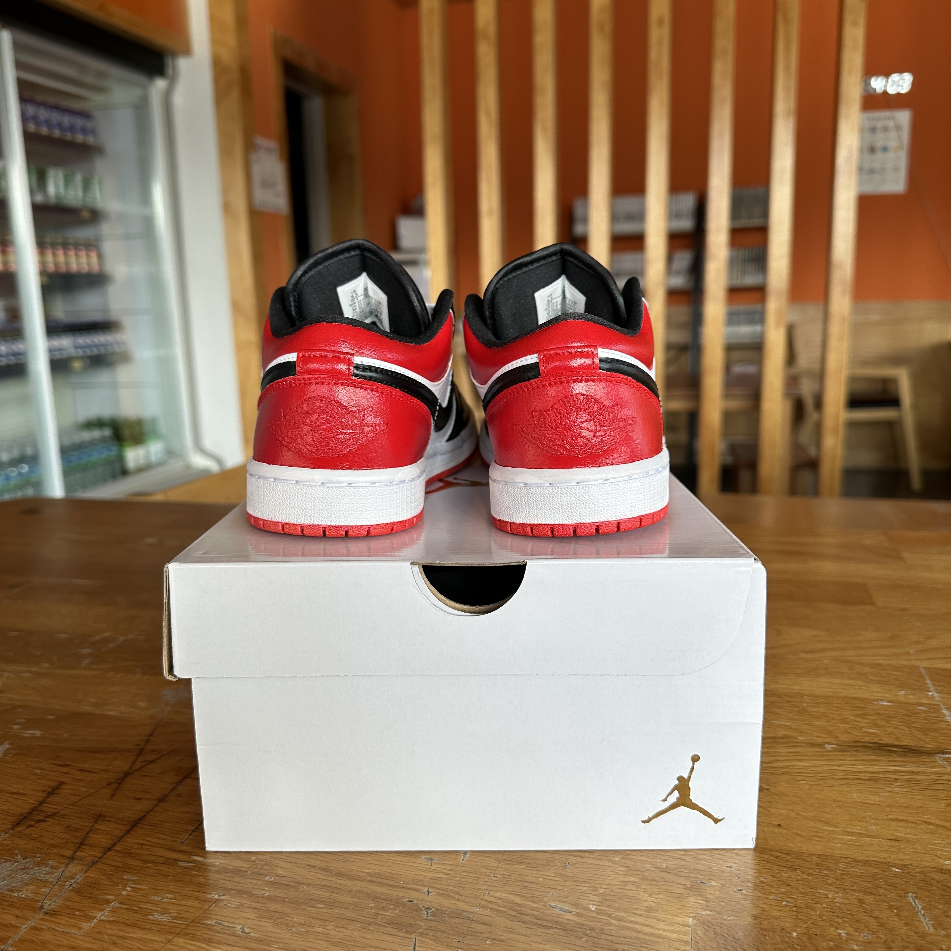 (W) Jordan 1 Low Triple White 2022 착용 스타일 - 4