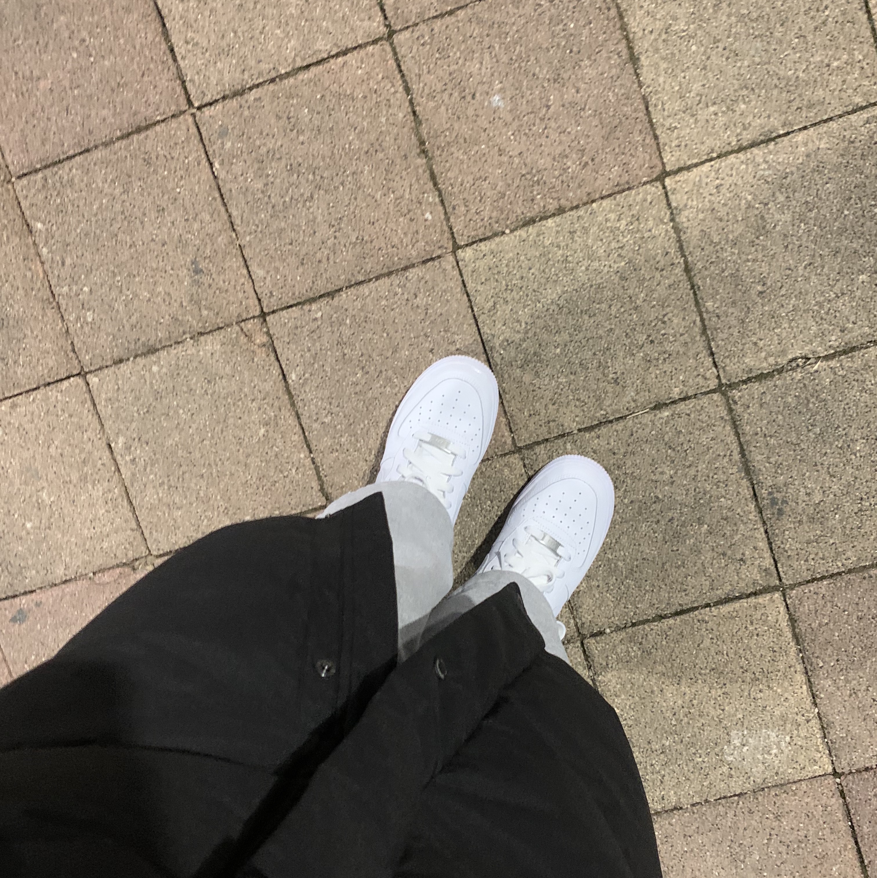 (GS) Nike Air Force 1 LE White 착용 스타일 - 1