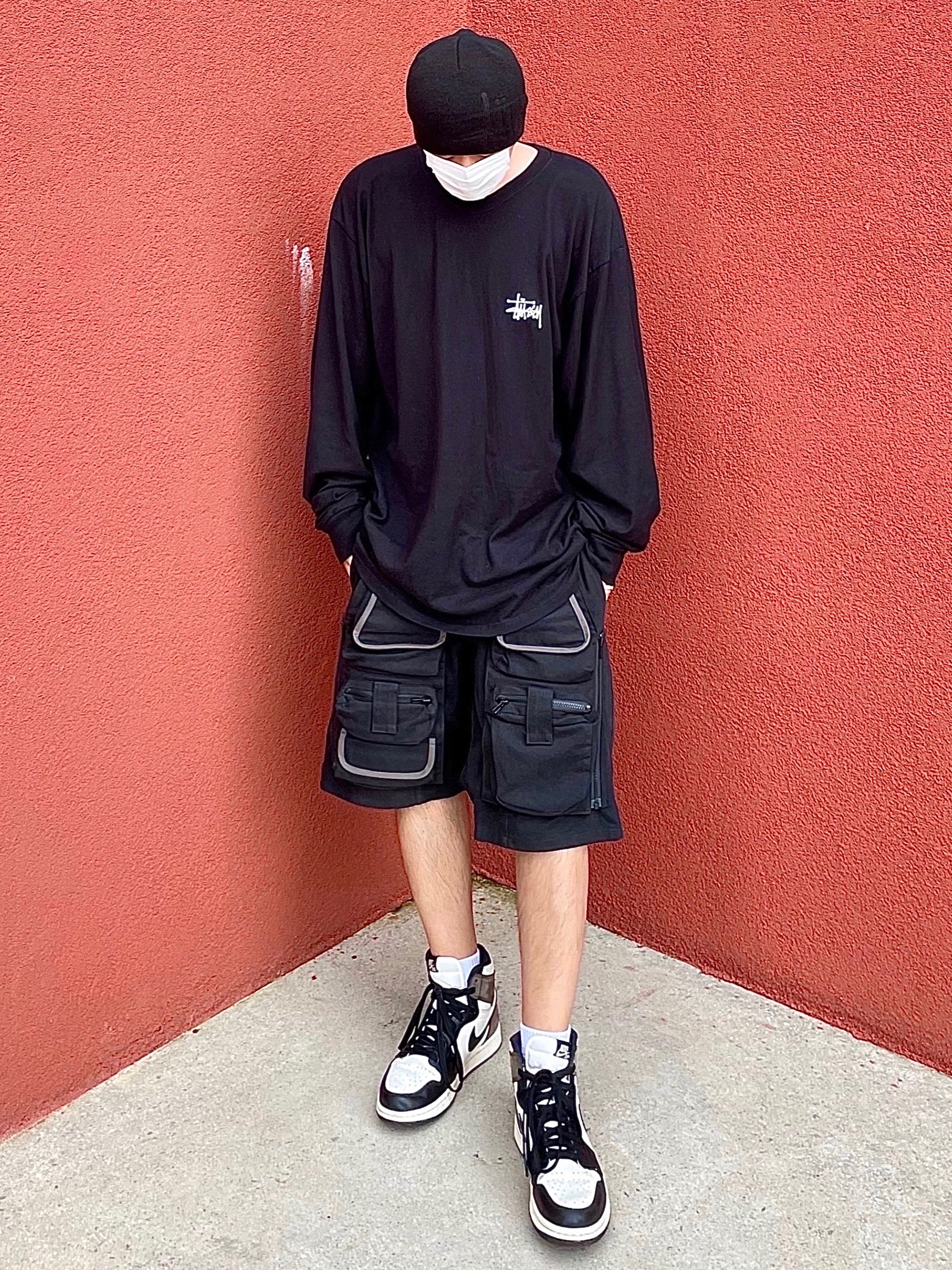 Stussy Debossed Stock Logo Beanie Black, Stussy Basic Stussy LS T-Shirt Black 2022 착용 스타일 - 5
