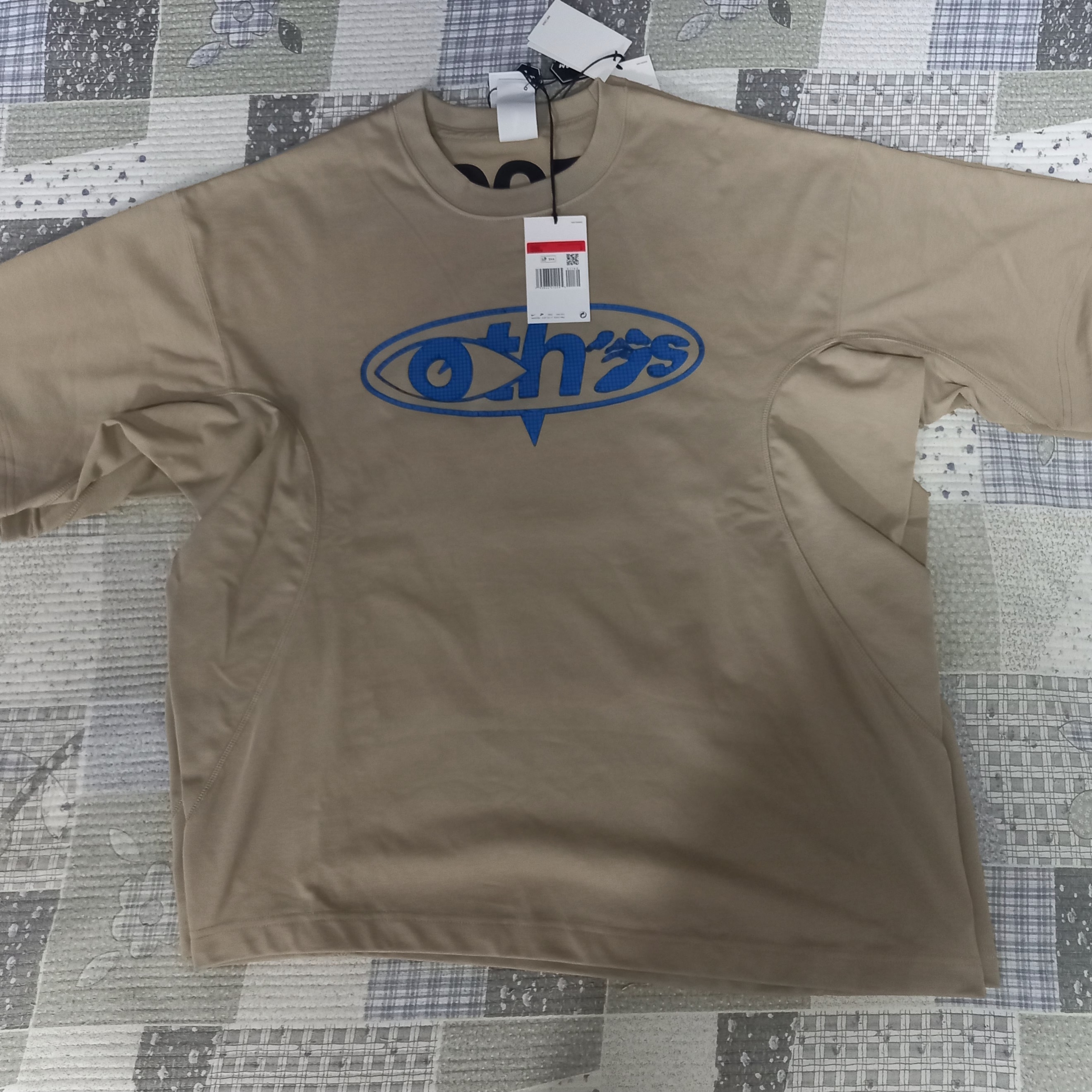 Nike x Off-White NRG T-Shirt Khaki - US/EU, Nike x Off-White NRG T-Shirt Khaki - Asia 착용 스타일 - 1