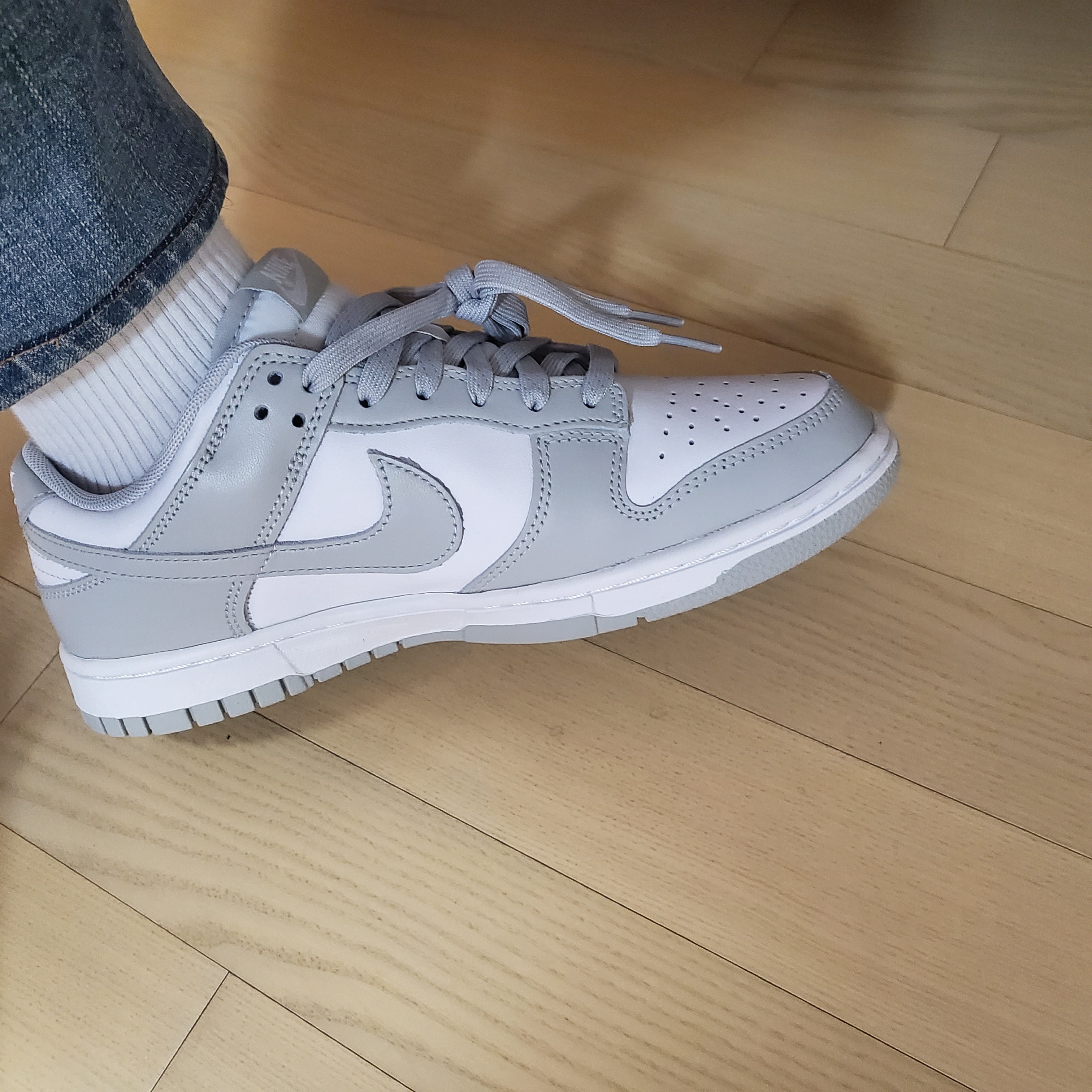 Nike Dunk Low Retro Grey Fog 착용 스타일 - 2