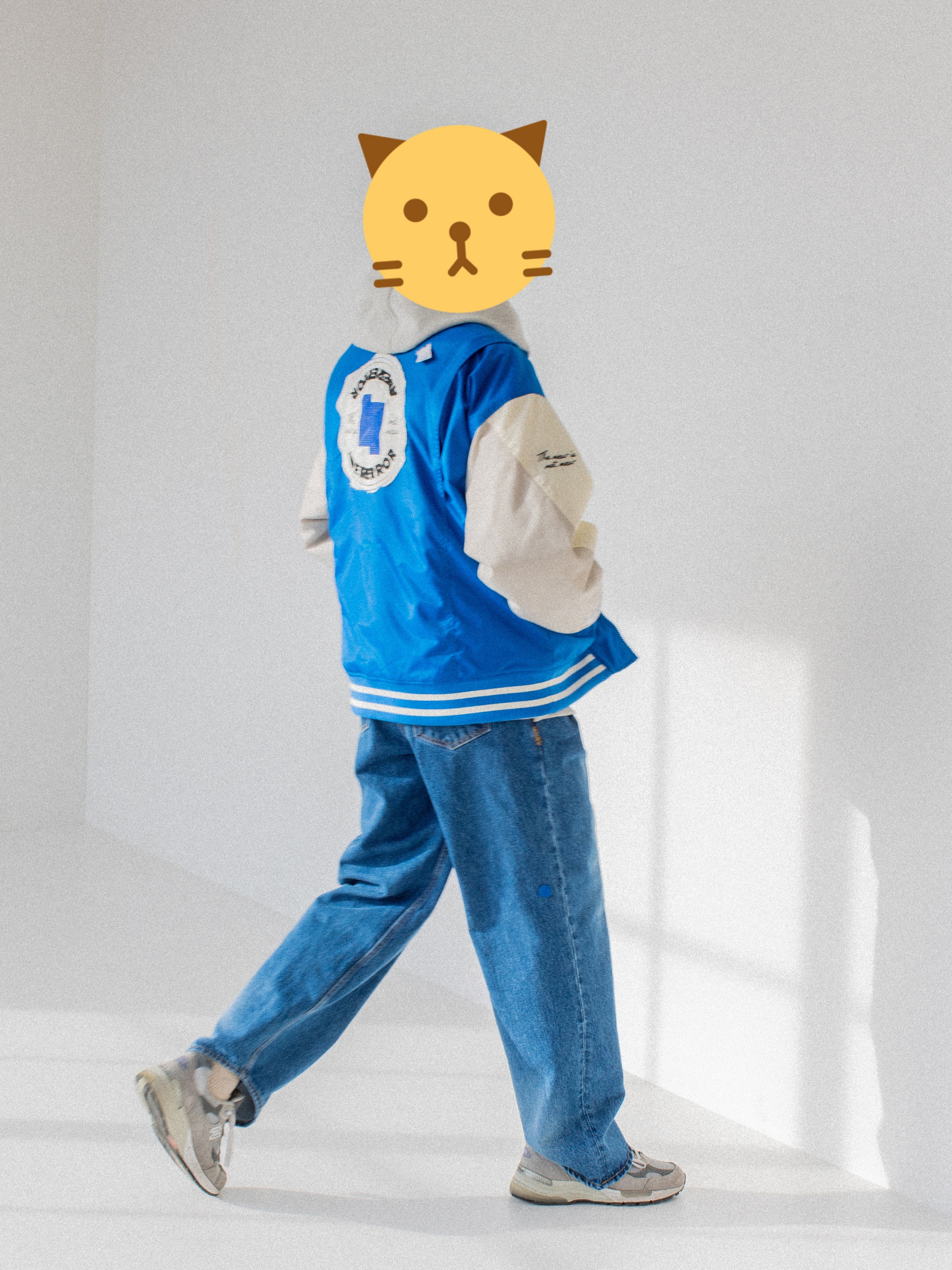 Converse x Ader Error Shapes Varsity Jacket Cobalt, Ader Error Pollon Jeans Blue 착용 스타일 - 2