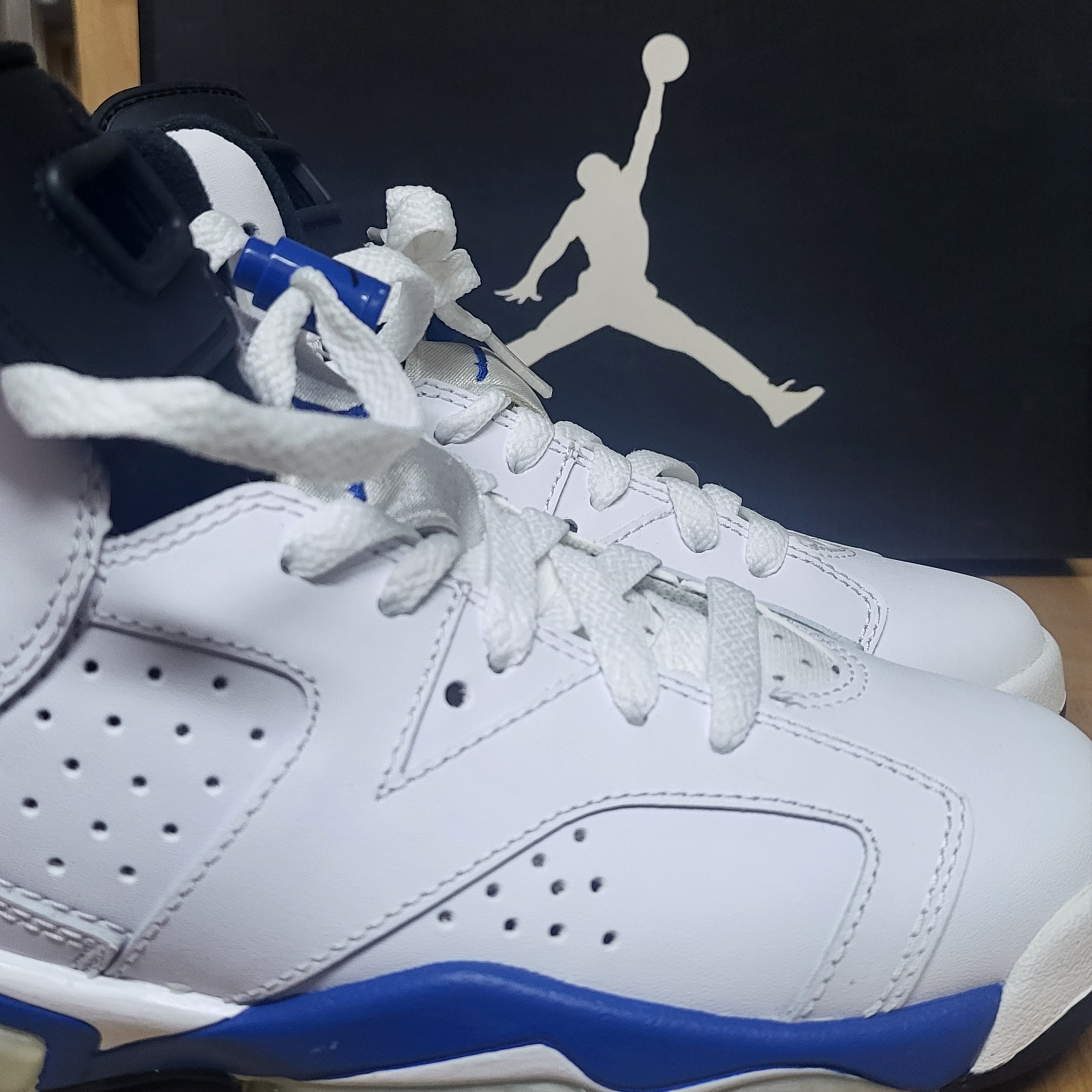 (GS) Jordan 6 Retro Sport Blue 착용 스타일
