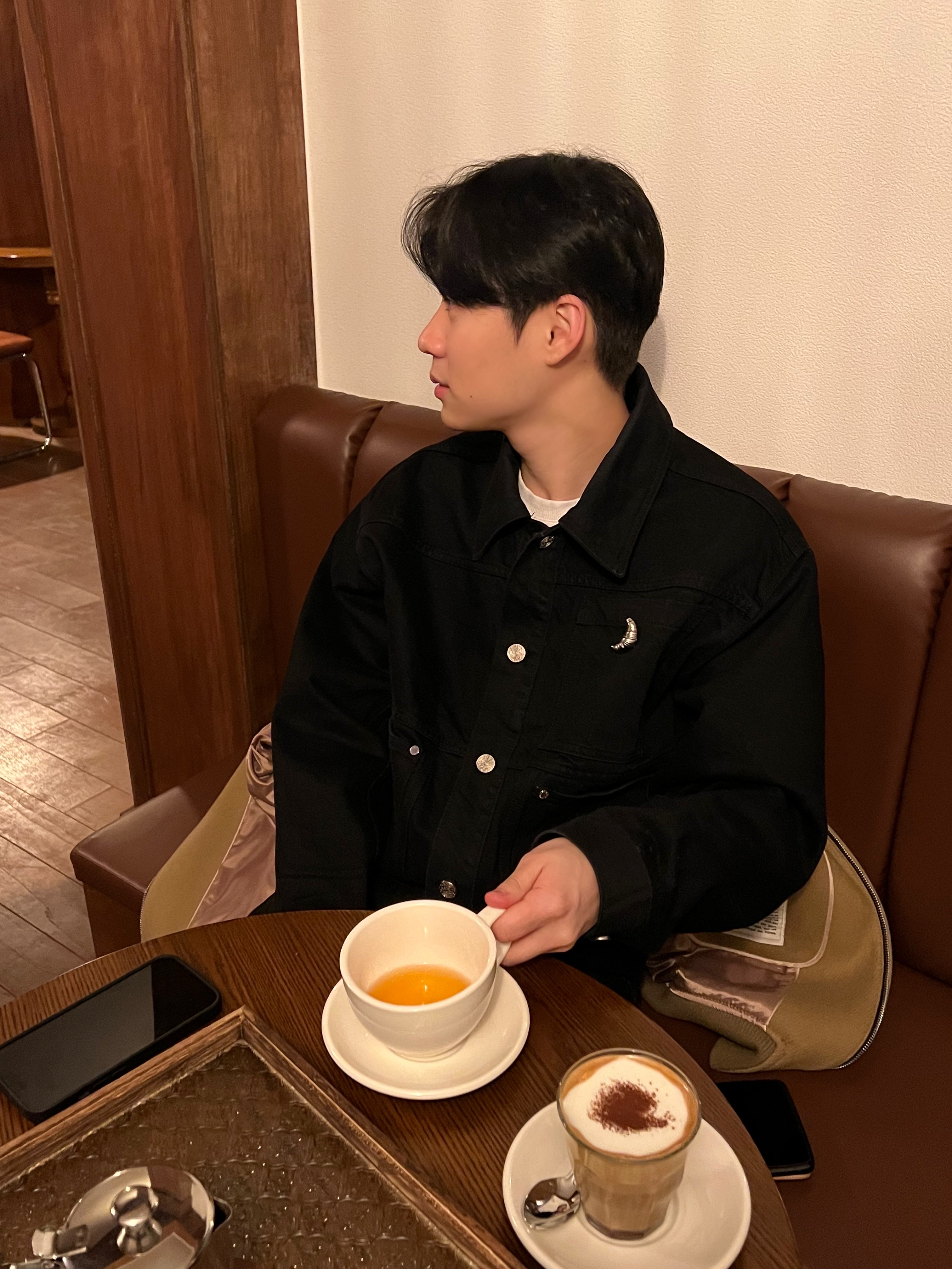 [KREAM 단독] STU Denim Jacket Black 착용 스타일 - 1