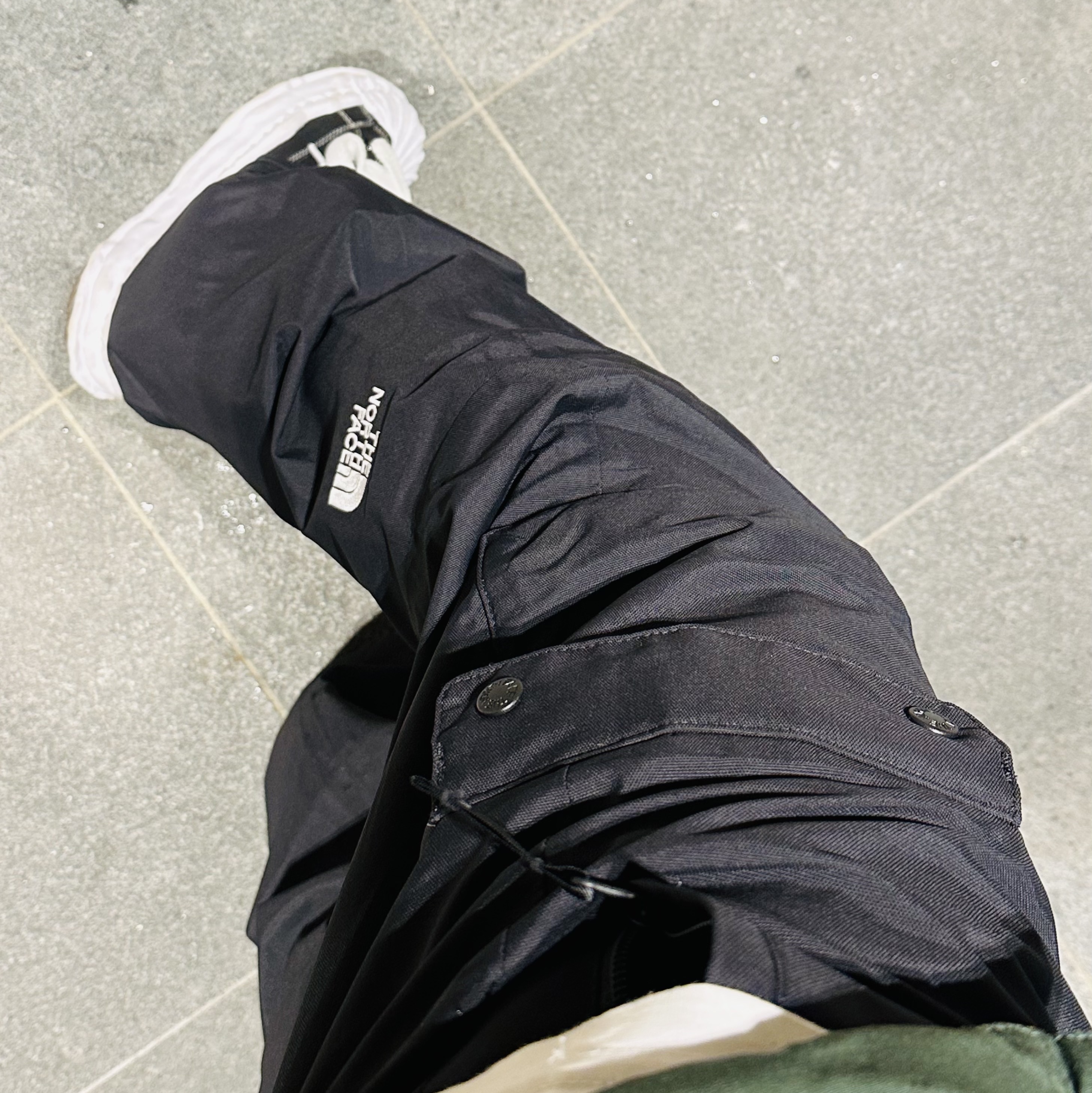 Maison Mihara Yasuhiro Blakey OG Sole Canvas Low-top Sneakers Black 착용 스타일