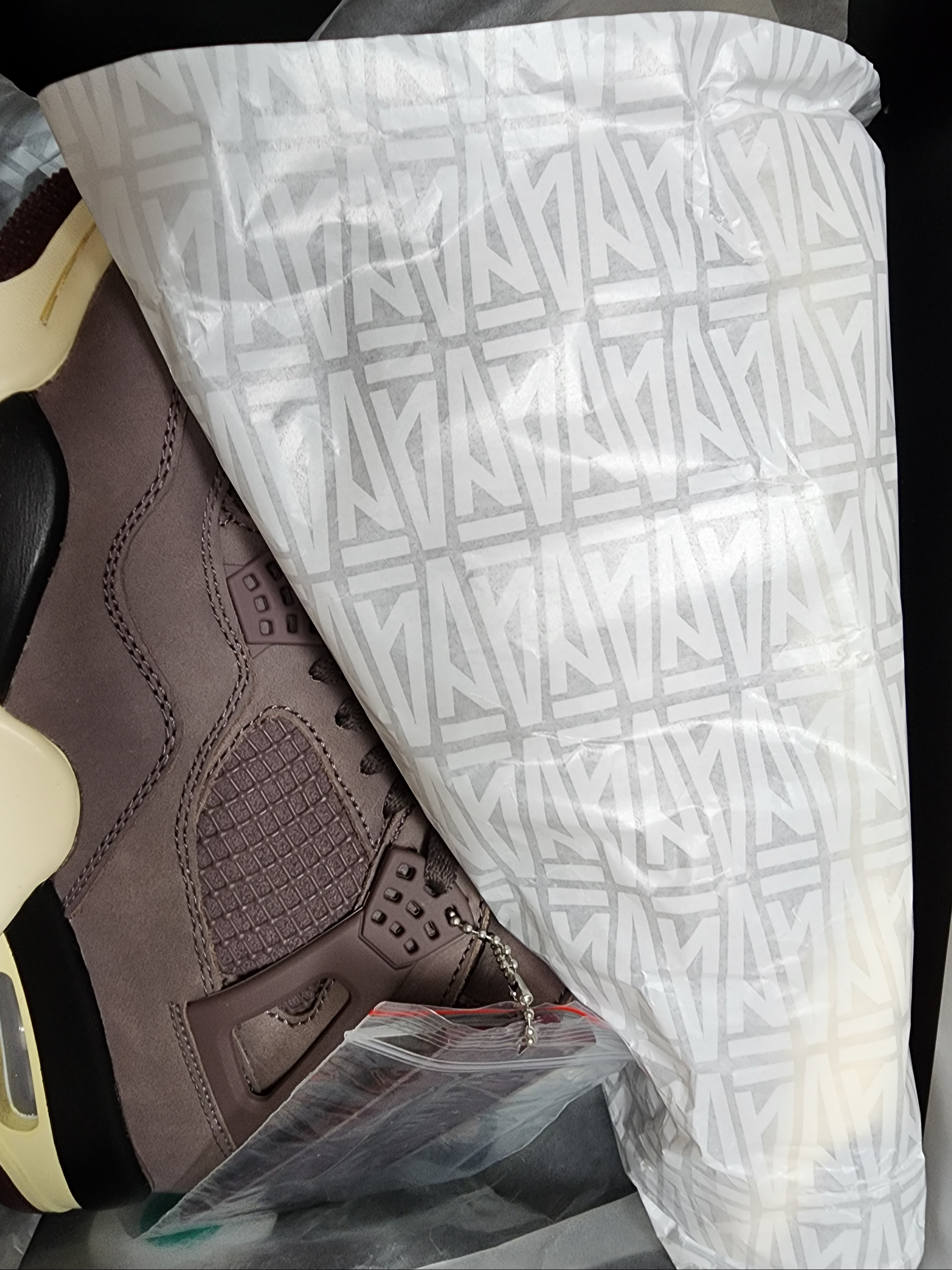 Jordan 4 x A Ma Maniere Retro Violet Ore 착용 스타일 - 5