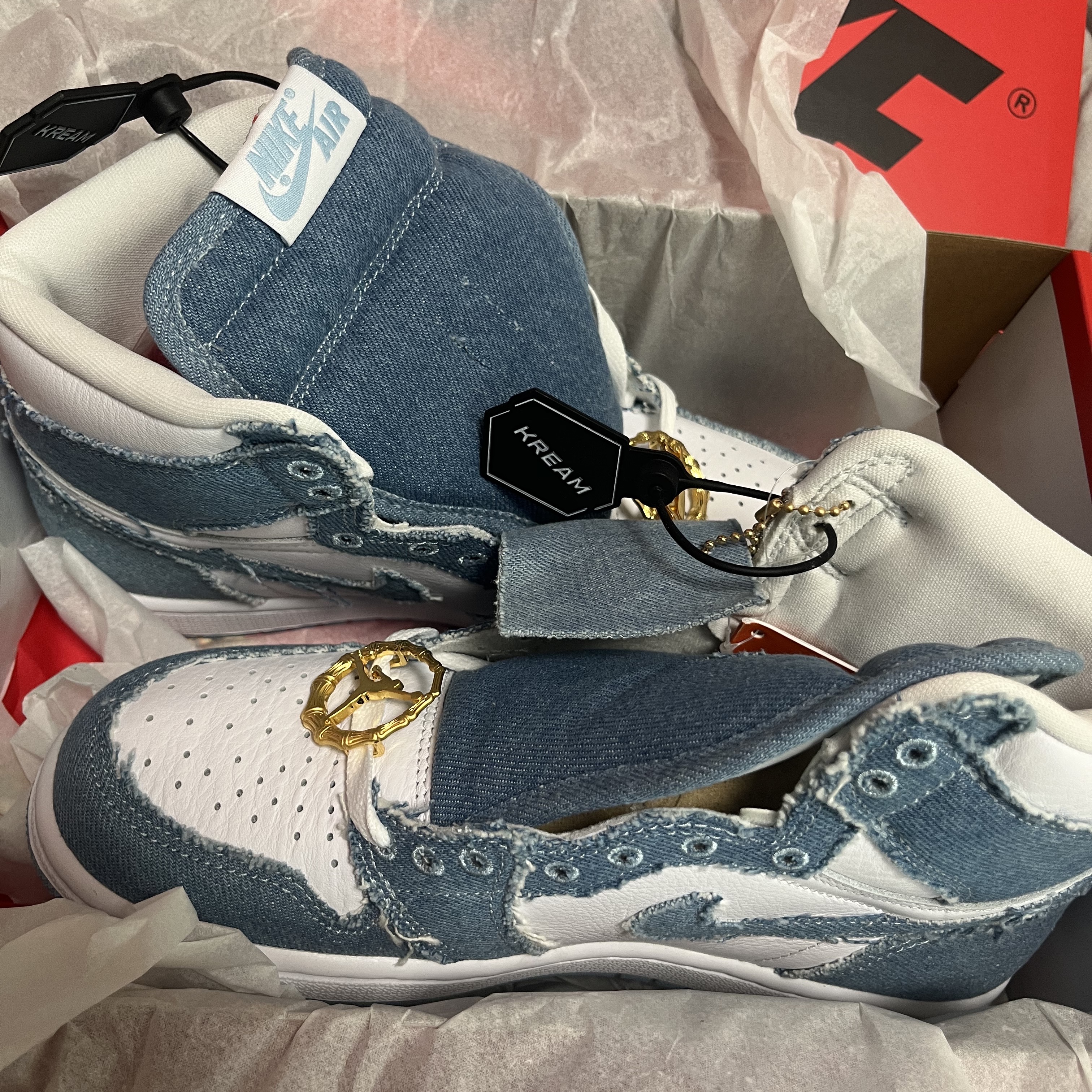 (W) Jordan 1 Retro High OG Denim 착용 스타일