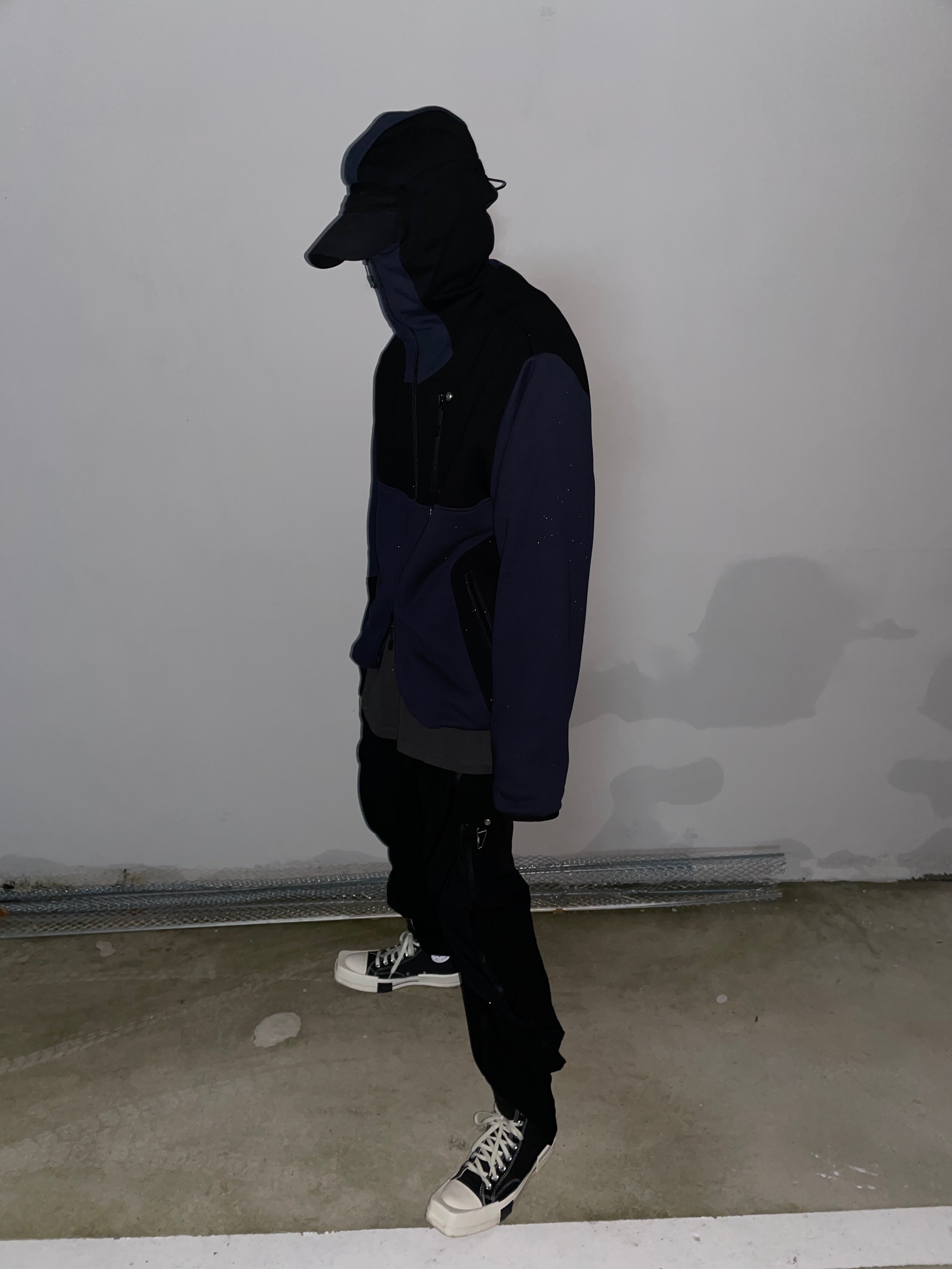 Undermycar Marshall Chest Pocket Balaclava Zip-Up Night Shadow Blue - 22SS, Converse x Drkshdw Turbodrk Chuck 70 Hi Black 착용 스타일 - 1