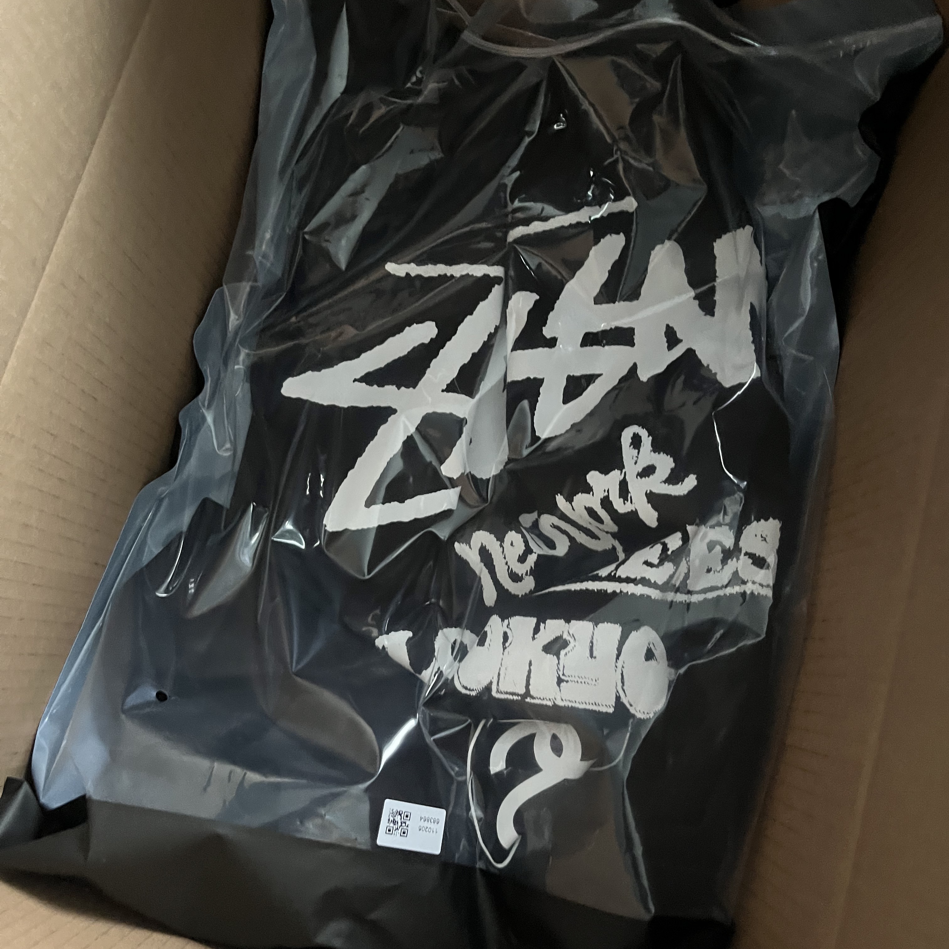 Stussy Tour T-Shirt Black 착용 스타일