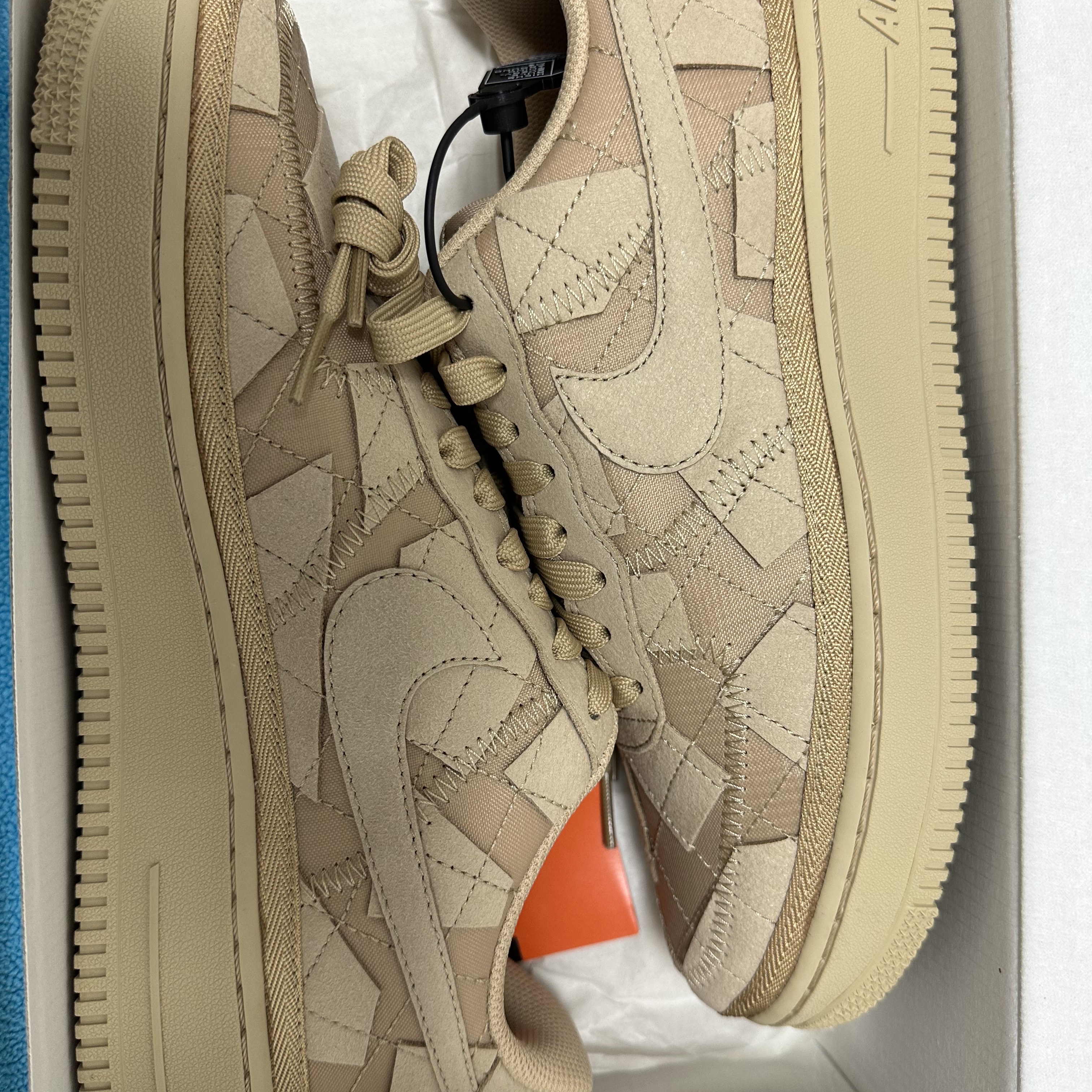 Nike x Billie Eilish Air Force 1 Low '07 SP Mushroom 착용 스타일