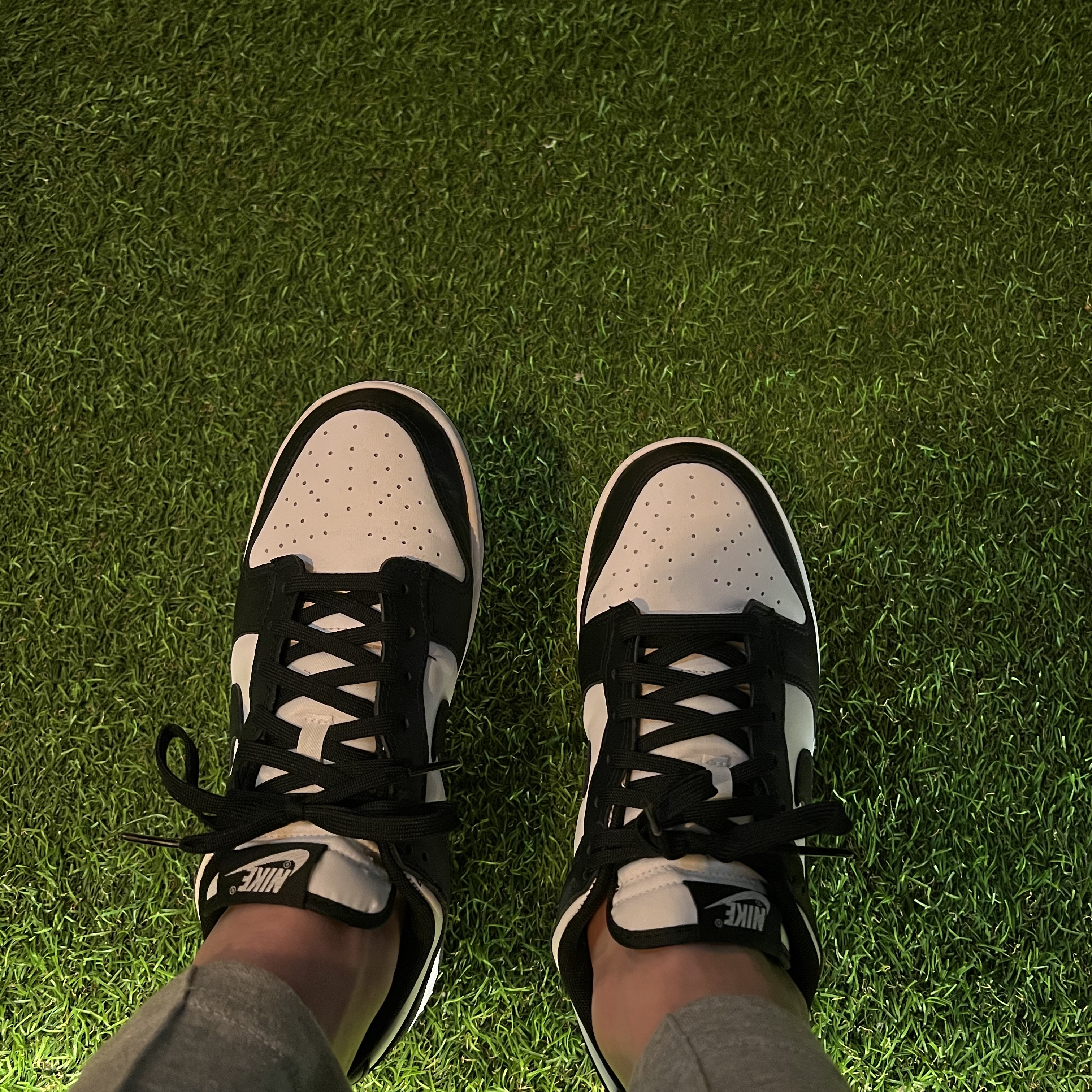 Nike Dunk Low Retro Black 착용 스타일
