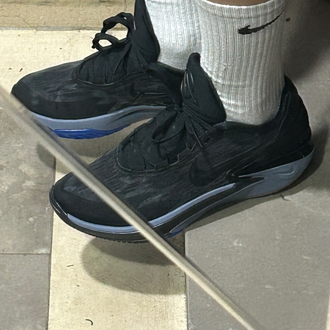 Nike Air Zoom GT Cut 2 Black Racer Blue 착용 스타일 - 1