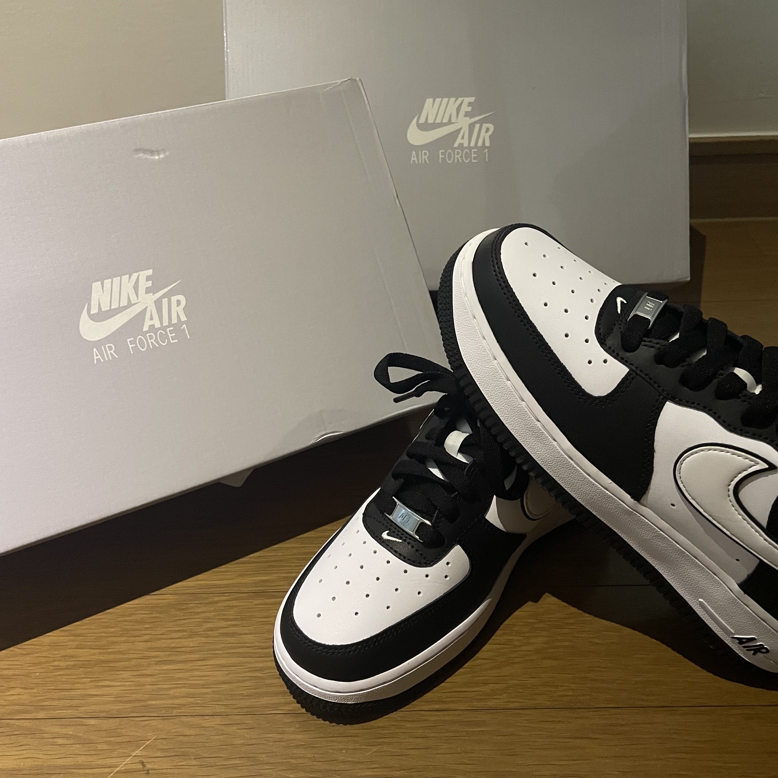 Nike Air Force 1 '07 Black White 착용 스타일 - 2